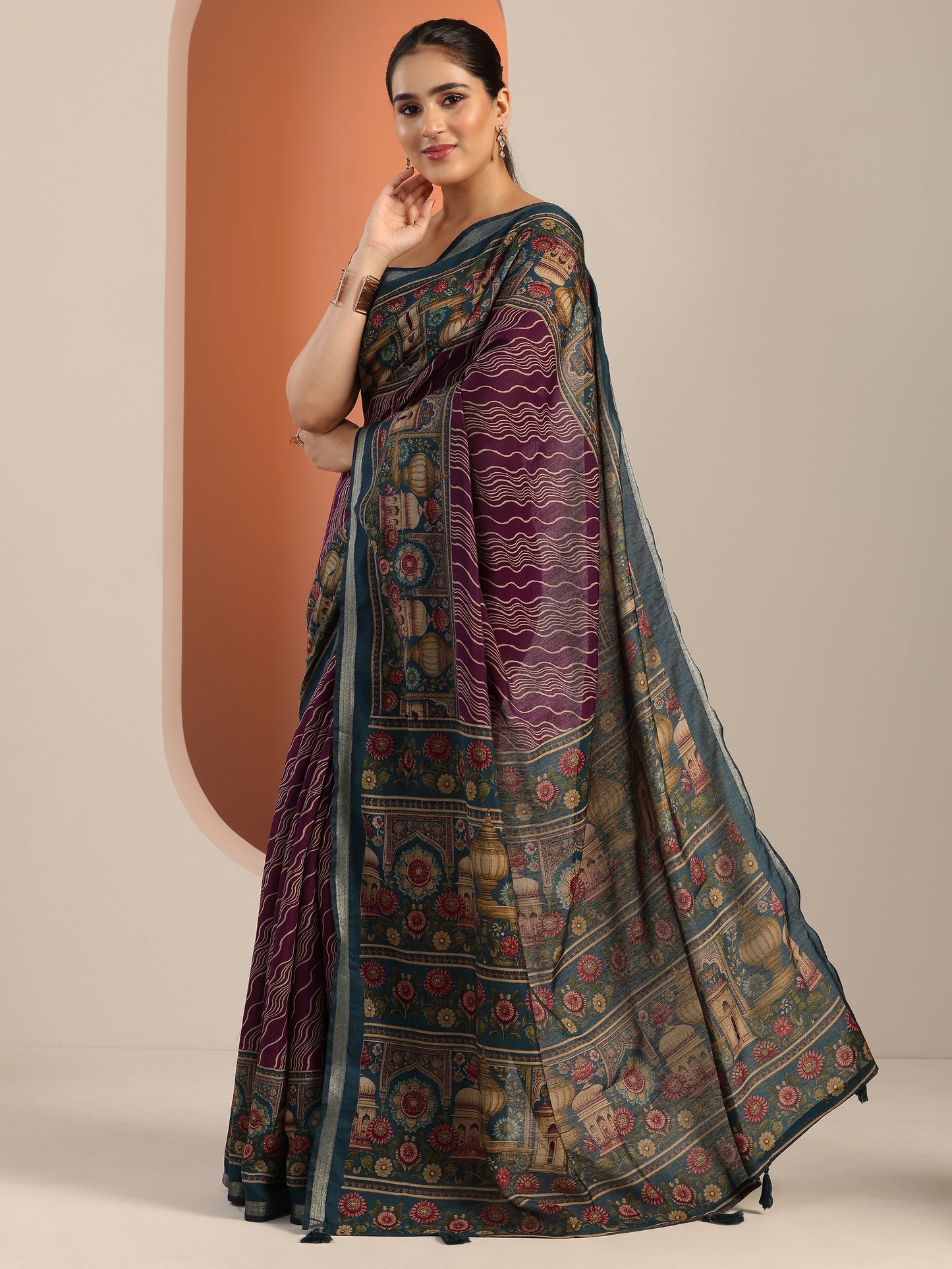 Purple Printed Cotton Blend Saree With Unstitched Blouse Piece