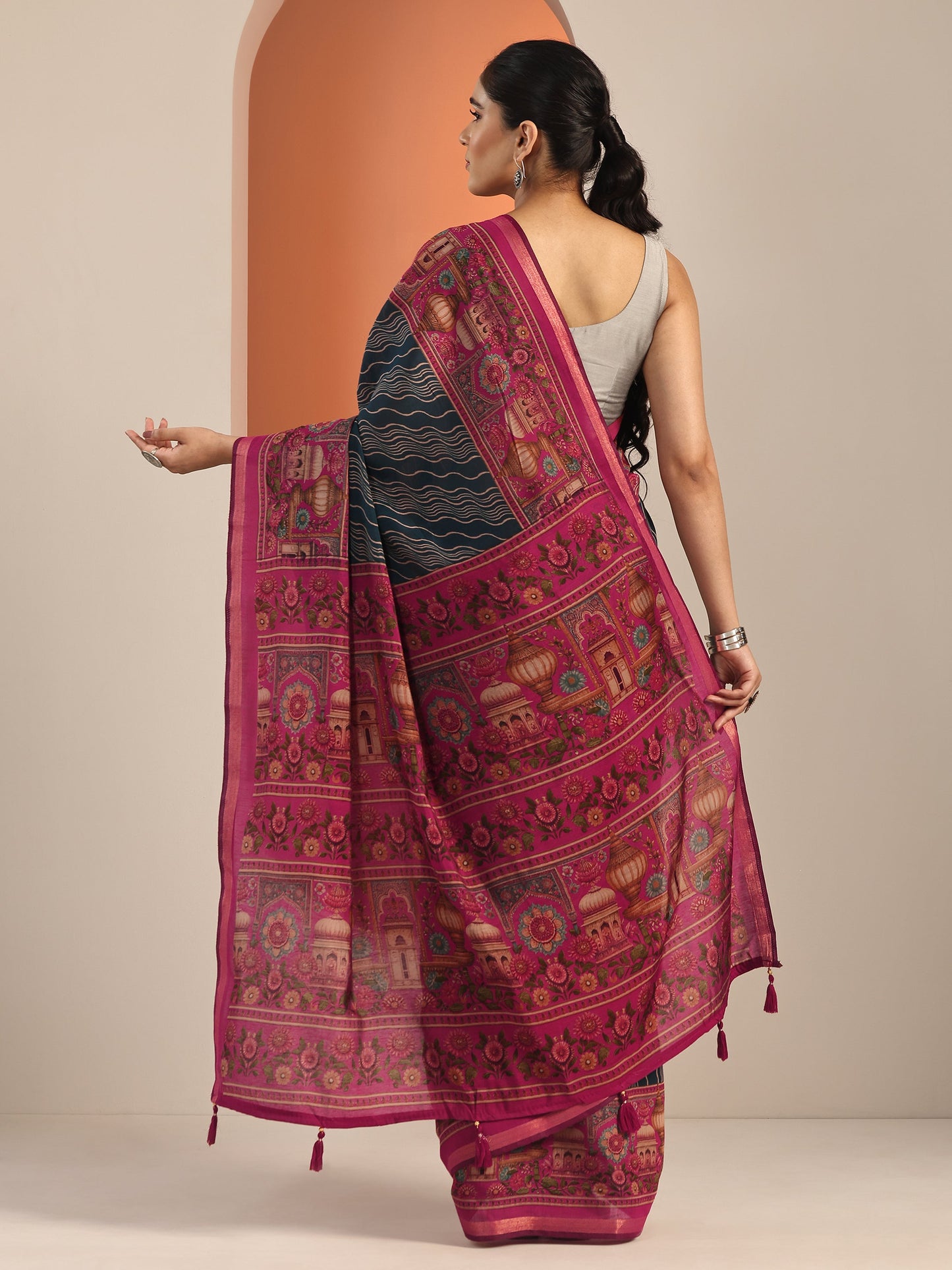 Teal Printed Cotton Blend Saree With Unstitched Blouse Piece