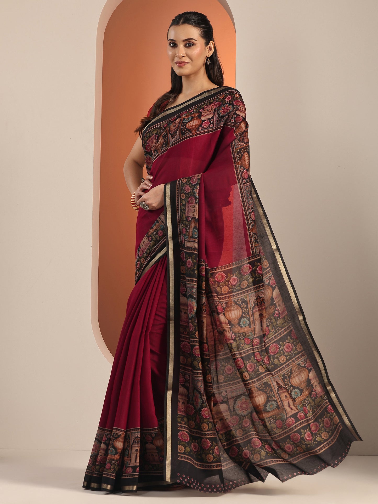 Maroon Solid Cotton Blend Saree With Unstitched Blouse Piece