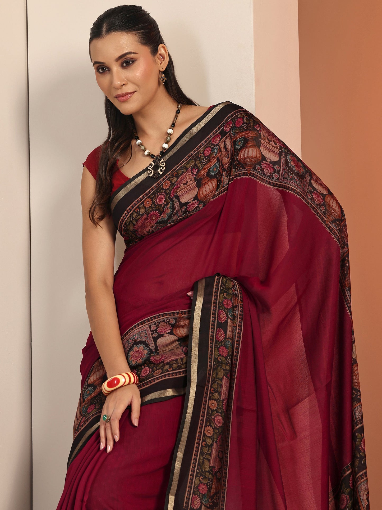 Maroon Solid Cotton Blend Saree With Unstitched Blouse Piece