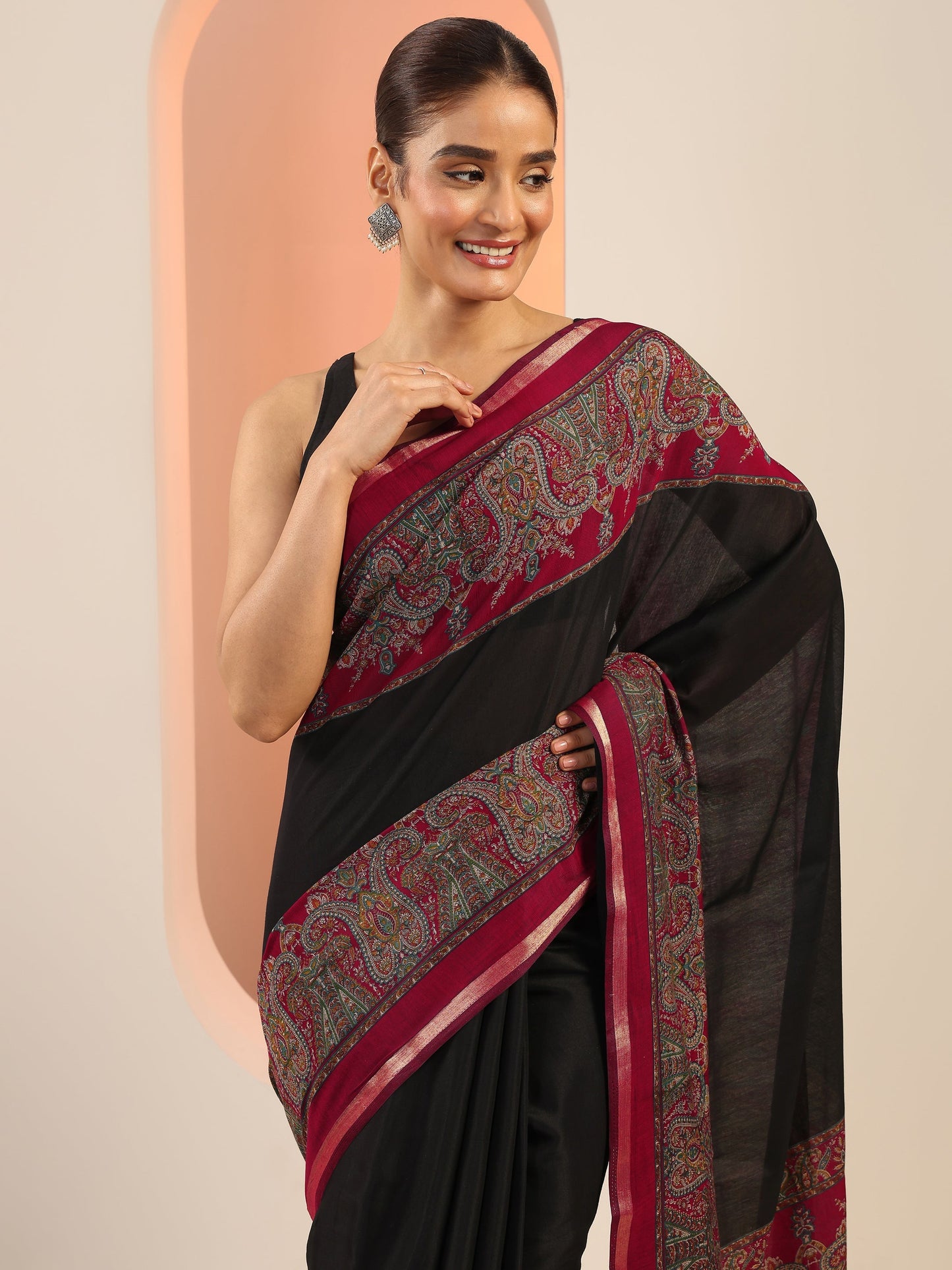 Black Printed Cotton Saree With Unstitched Blouse Piece