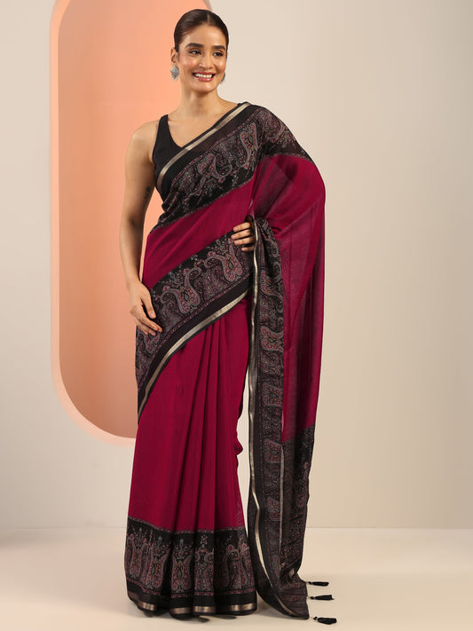 Red Printed Cotton Saree With Unstitched Blouse Piece