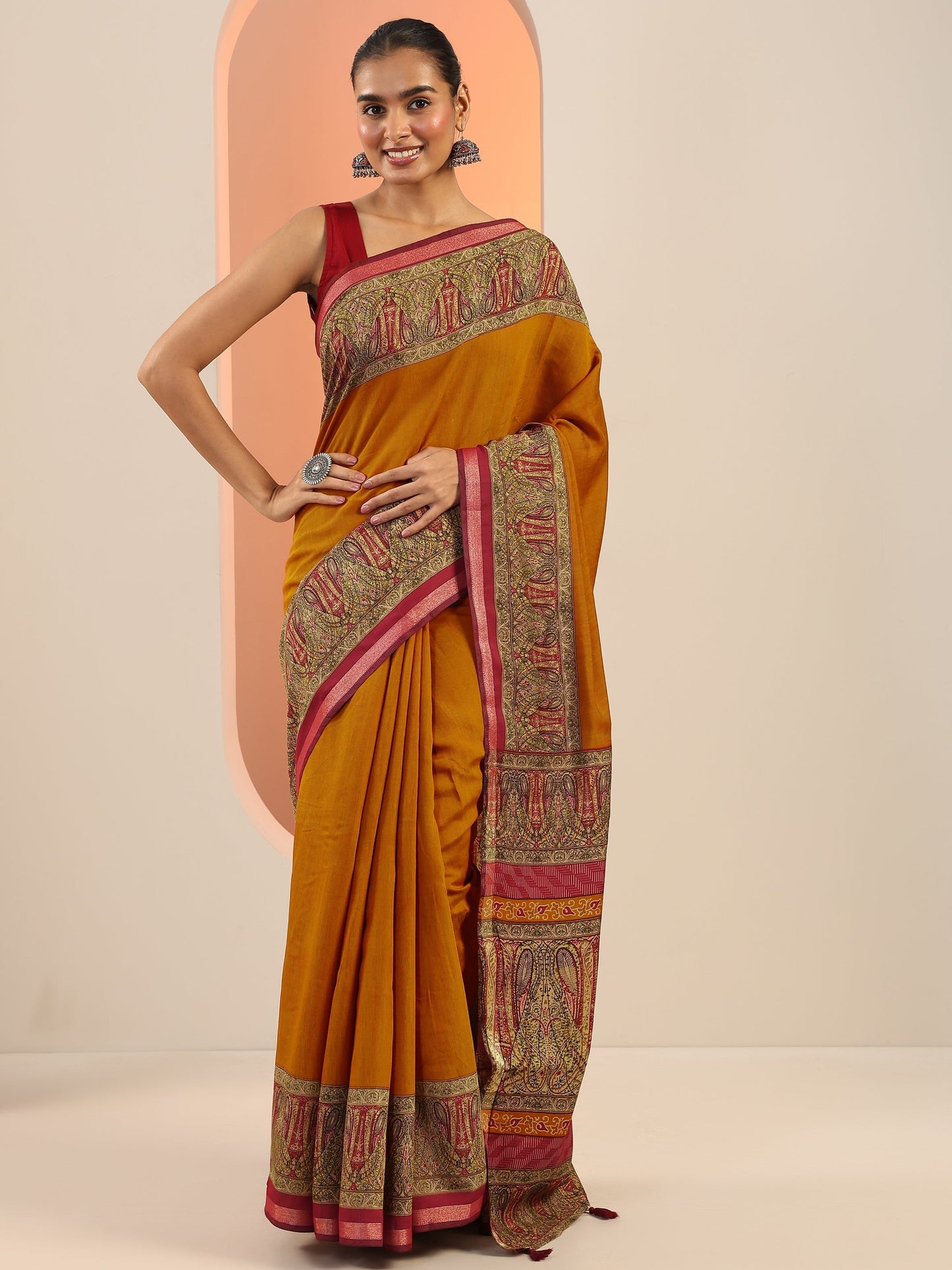 Mustard Solid Cotton Saree With Unstitched Blouse Piece
