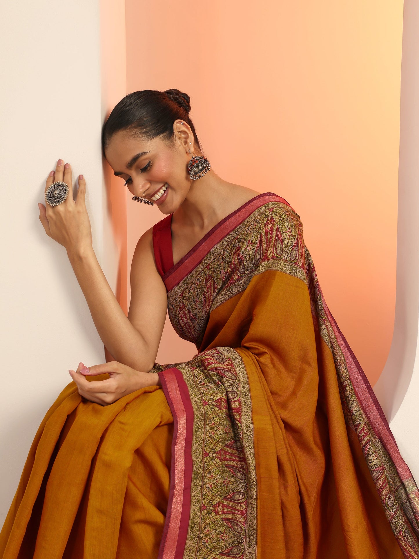 Mustard Solid Cotton Blend Saree With Unstitched Blouse Piece