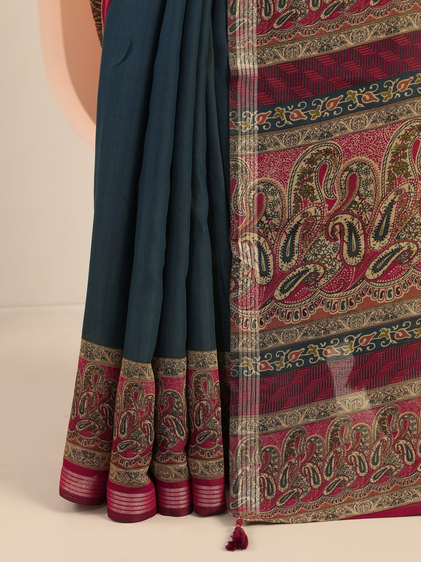 Teal Printed Cotton Blend Saree With Unstitched Blouse Piece