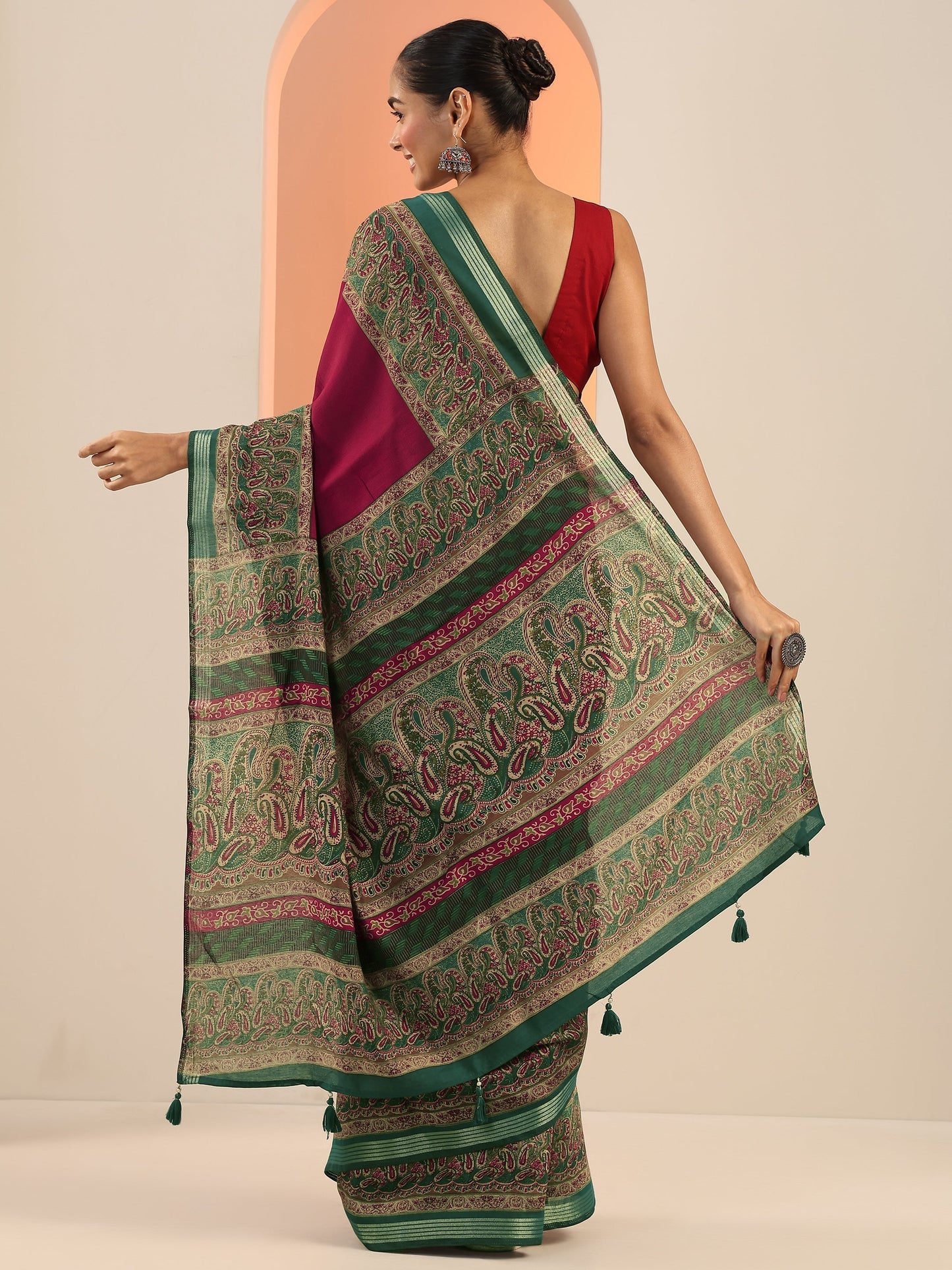 Maroon Printed Cotton Saree With Unstitched Blouse Piece