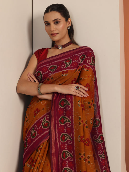 Mustard Printed Cotton Blend Saree With Unstitched Blouse Piece