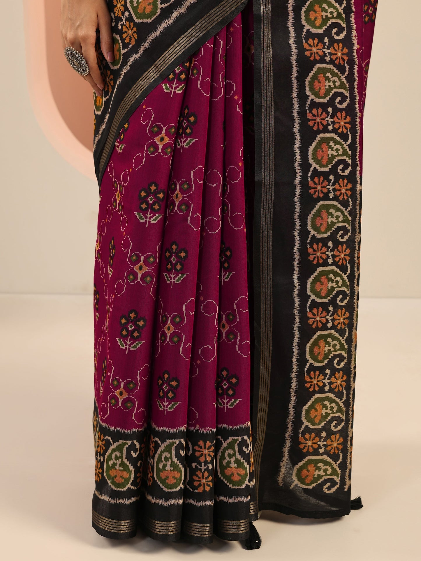 Maroon Printed Cotton Saree With Unstitched Blouse Piece