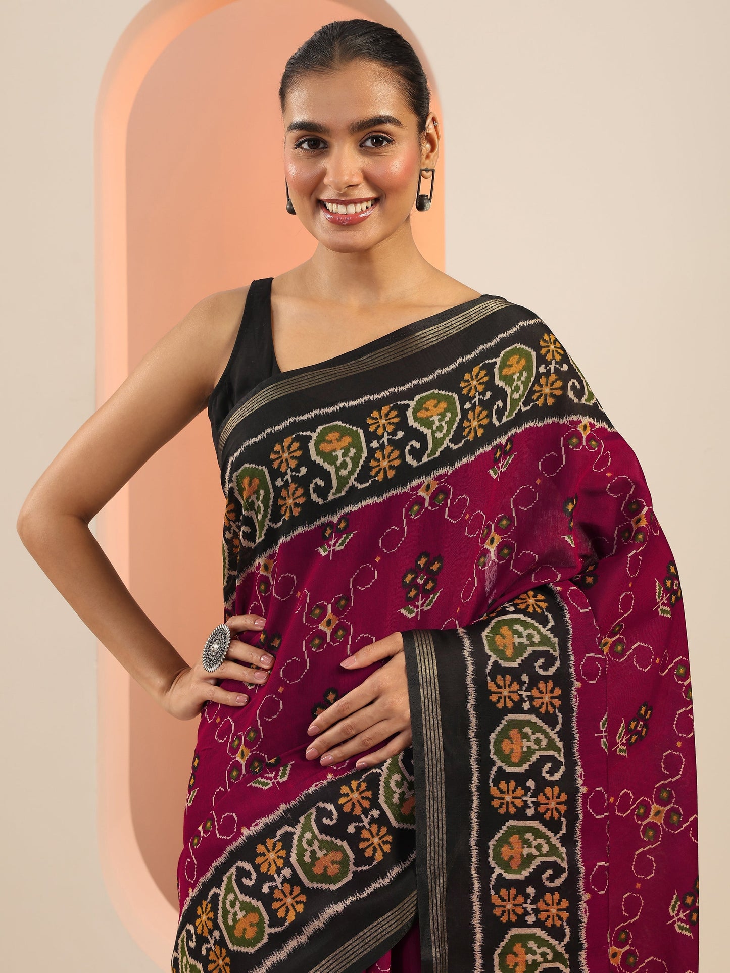 Maroon Printed Cotton Saree With Unstitched Blouse Piece