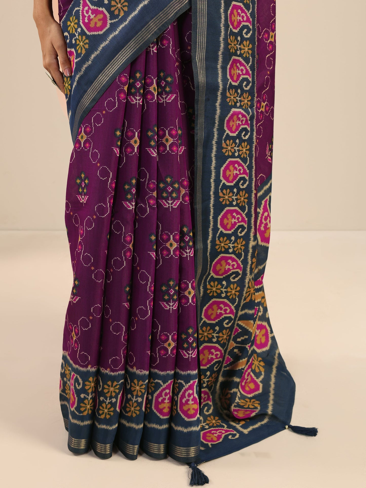Purple Printed Cotton Saree With Unstitched Blouse Piece