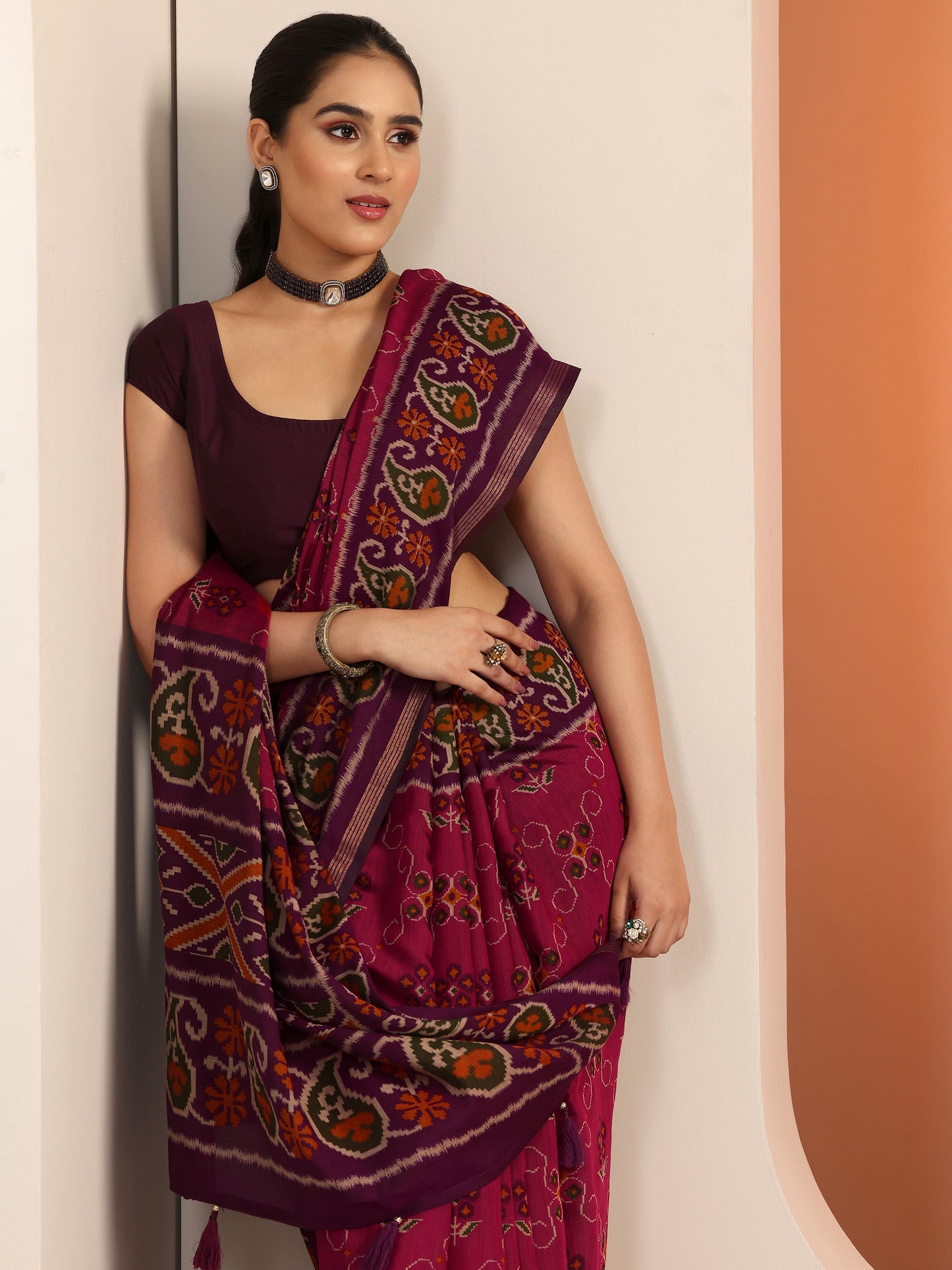 Pink Printed Cotton Blend Saree With Unstitched Blouse Piece