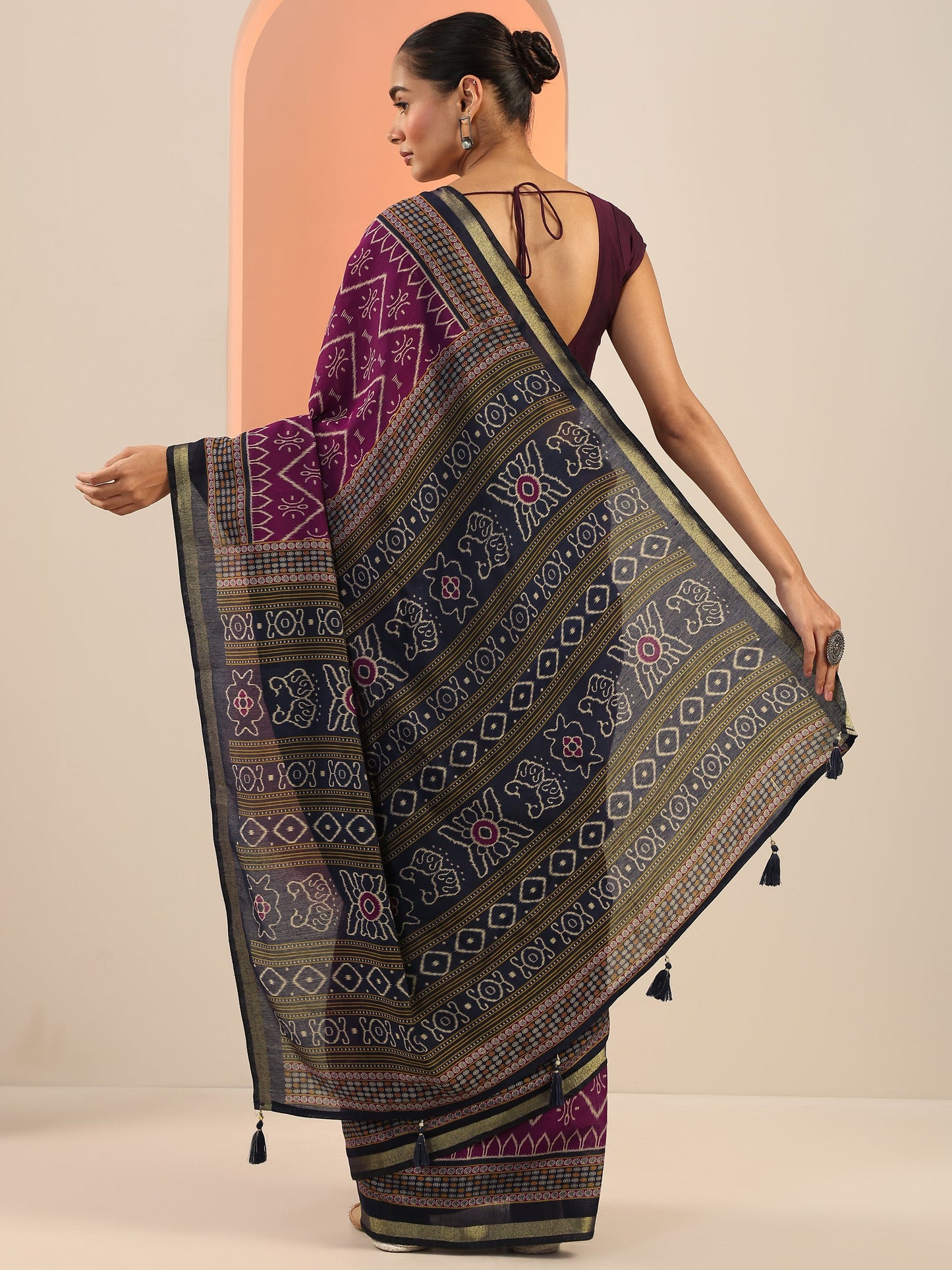 Purple Printed Cotton Saree With Unstitched Blouse Piece