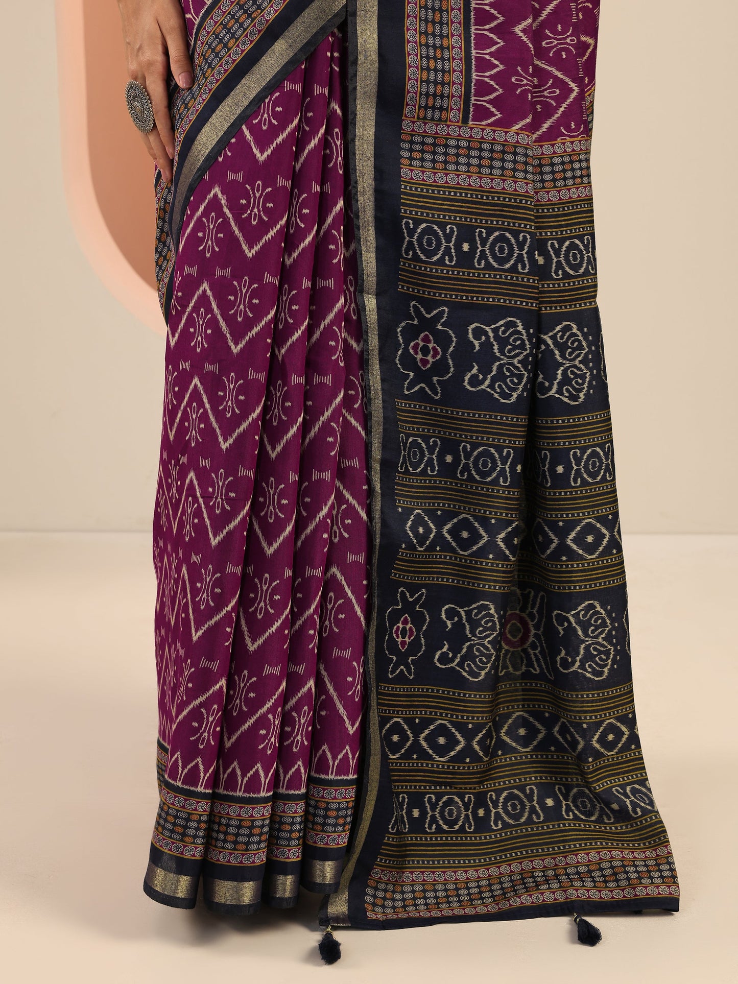 Purple Printed Cotton Saree With Unstitched Blouse Piece