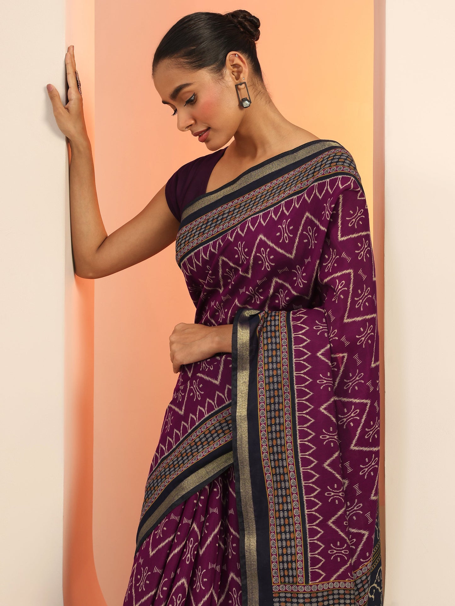 Purple Printed Cotton Saree With Unstitched Blouse Piece