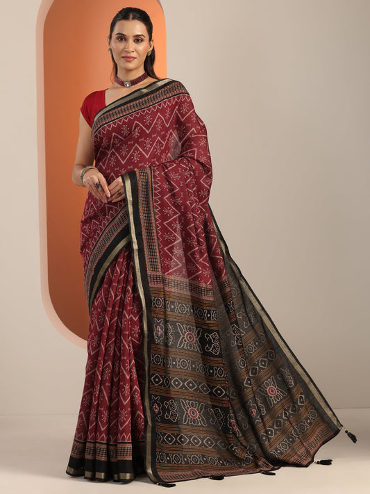 Maroon Printed Cotton Blend Saree With Unstitched Blouse Piece