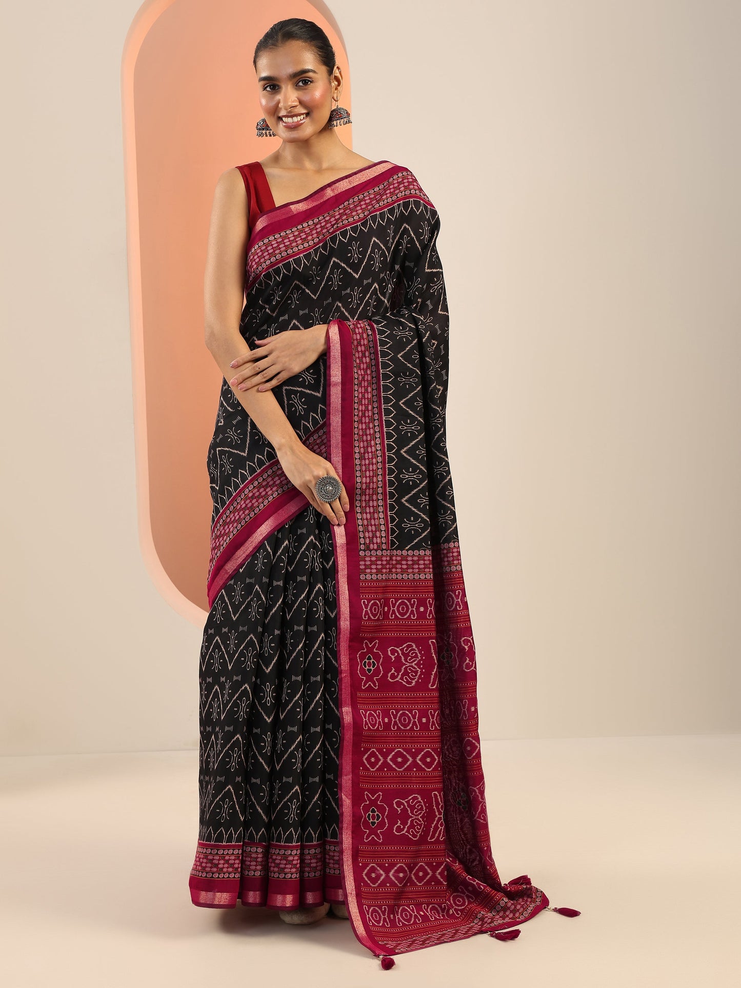 Black Printed Cotton Saree With Unstitched Blouse Piece