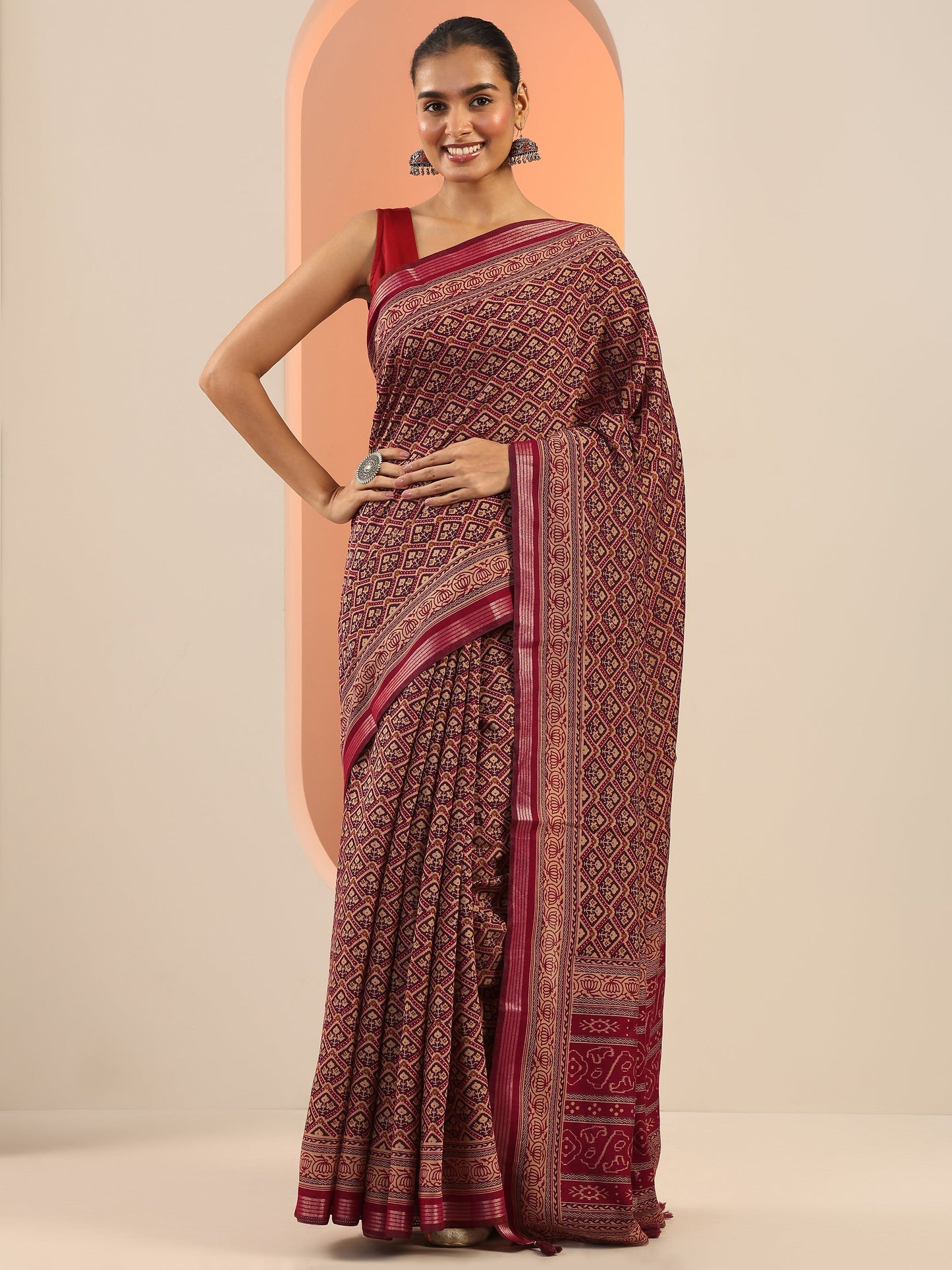 Maroon Printed Cotton Saree With Unstitched Blouse Piece