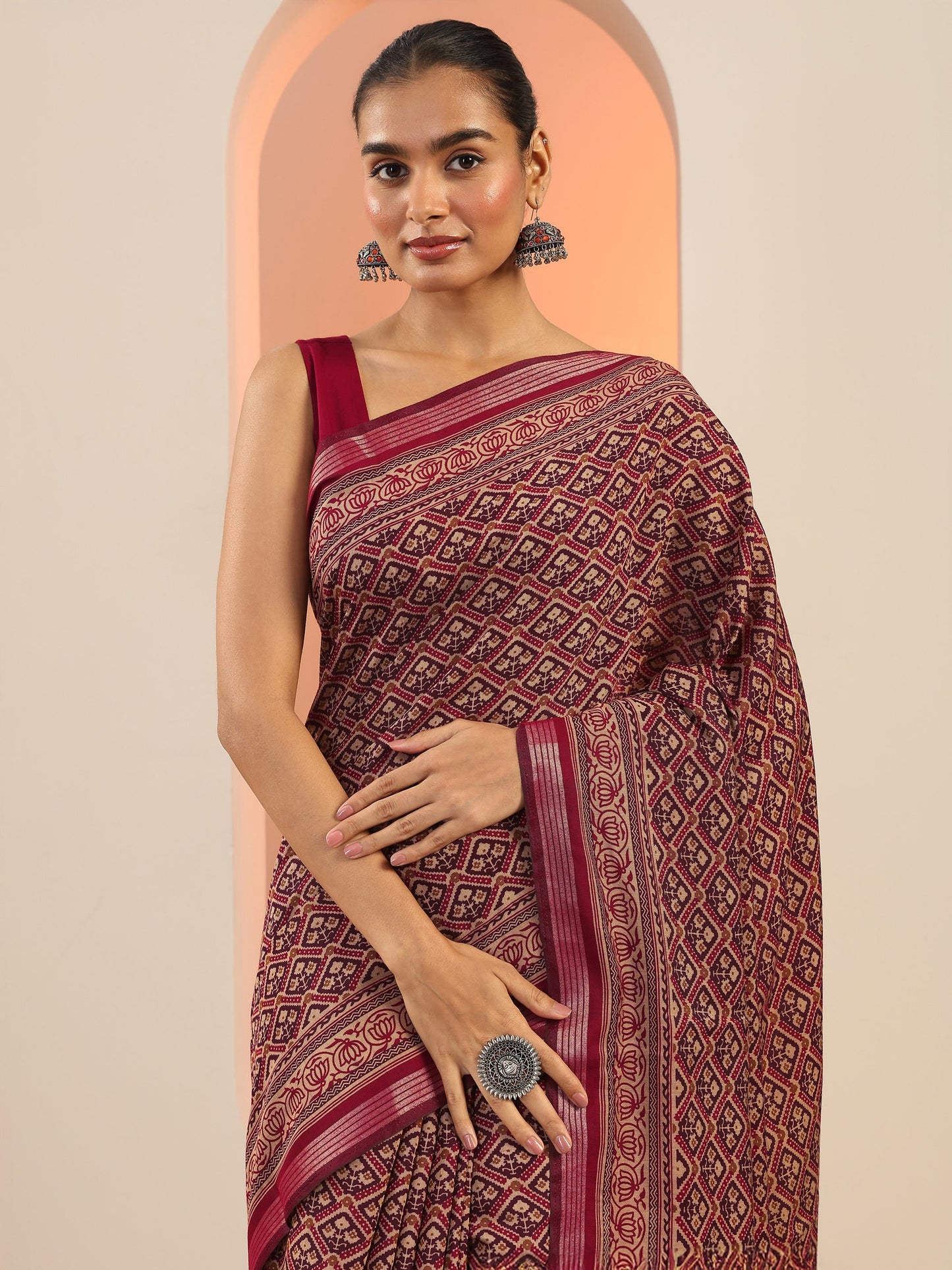 Maroon Printed Cotton Saree With Unstitched Blouse Piece