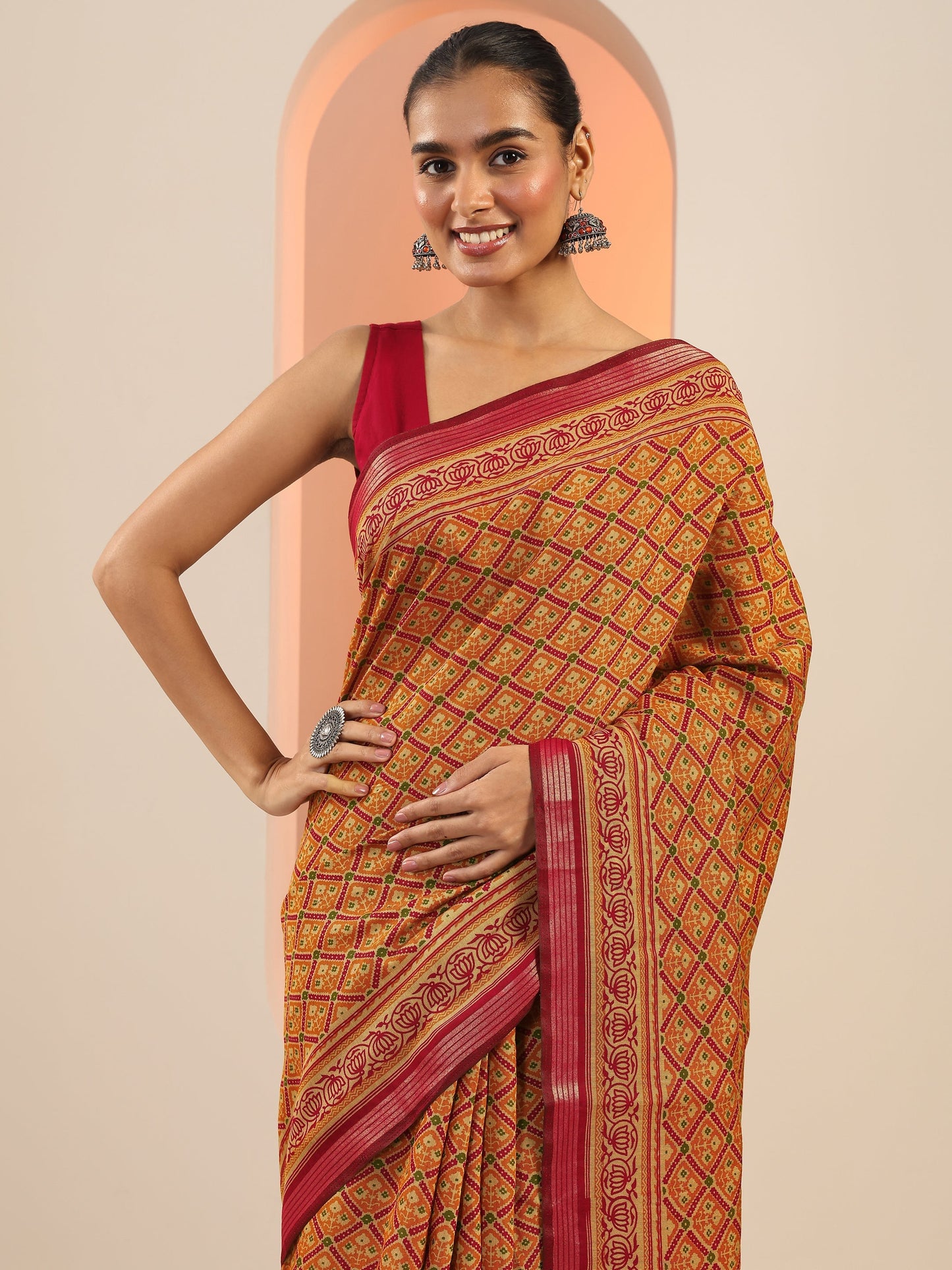Mustard Printed Cotton Saree With Unstitched Blouse Piece