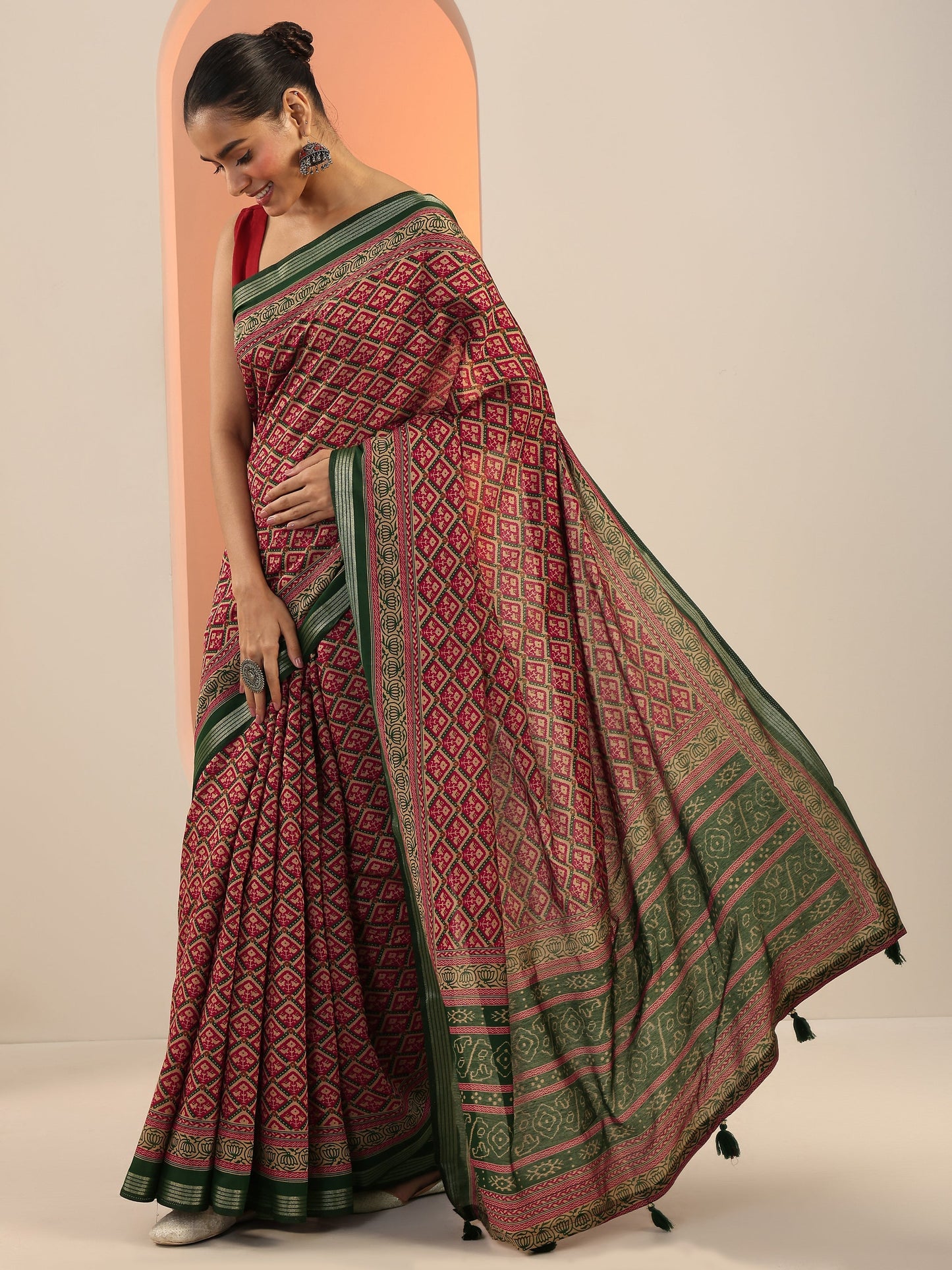 Multi Printed Cotton Saree With Unstitched Blouse Piece