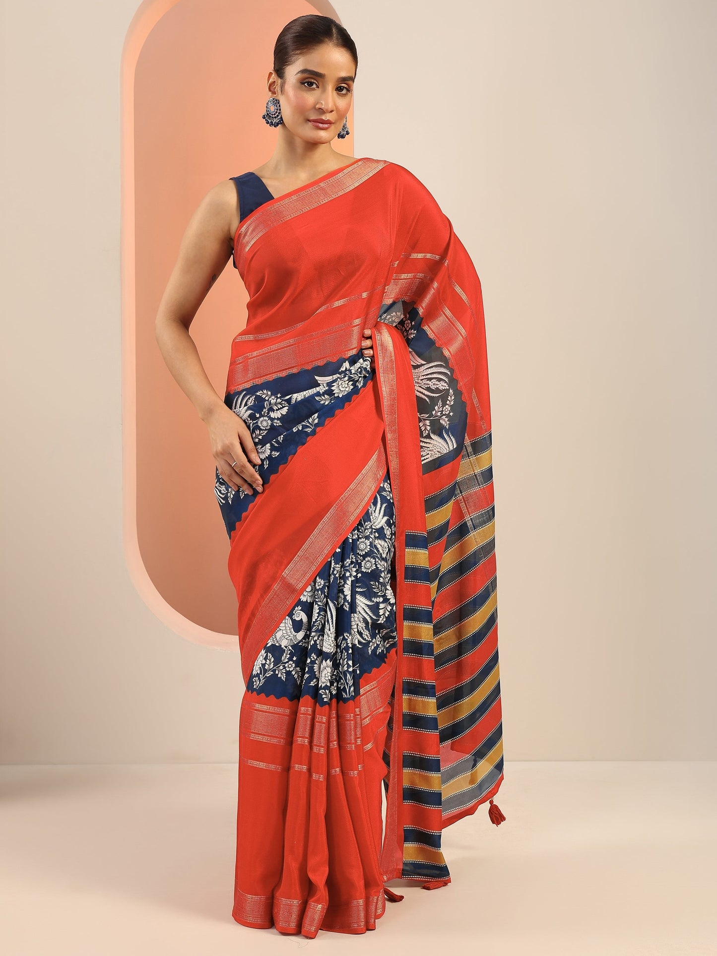 Blue Printed Crepe Saree With Unstitched Blouse Piece