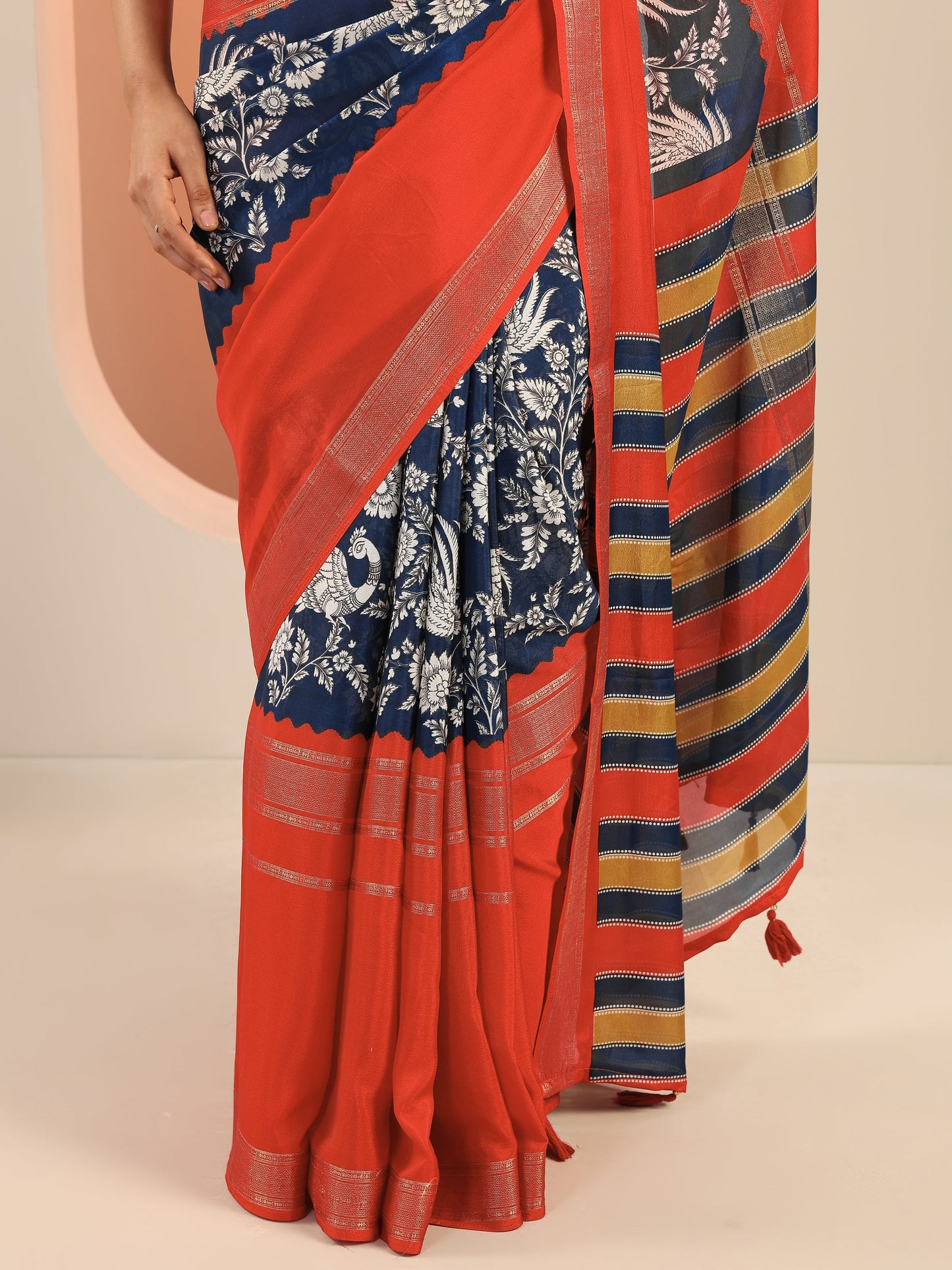 Blue Printed Crepe Saree With Unstitched Blouse Piece