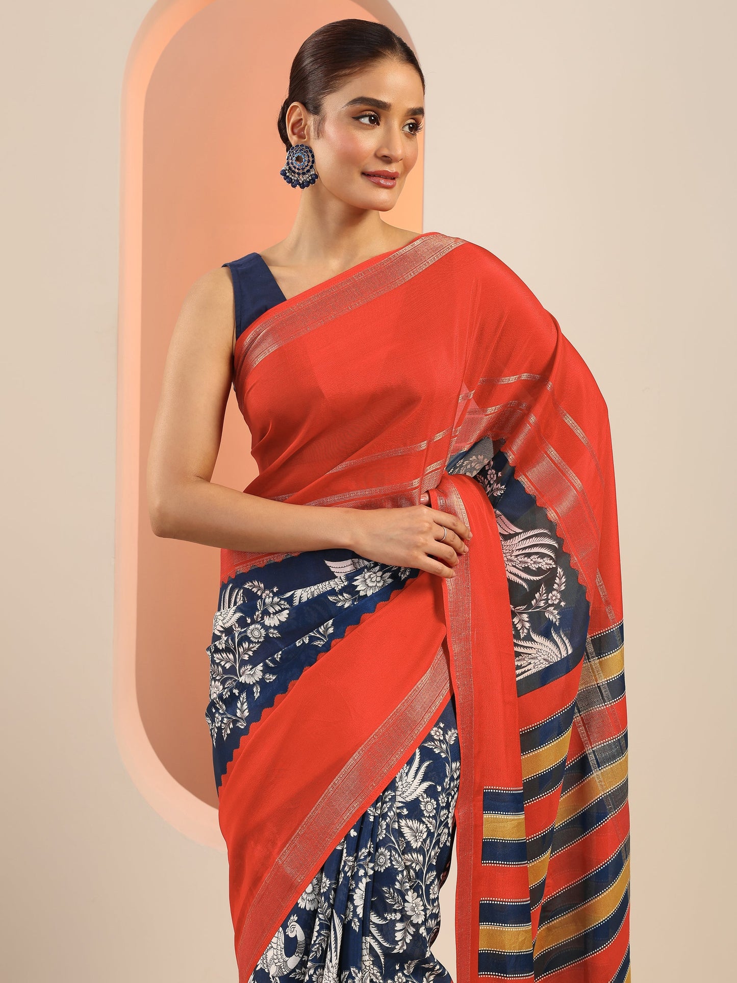 Blue Printed Crepe Saree With Unstitched Blouse Piece
