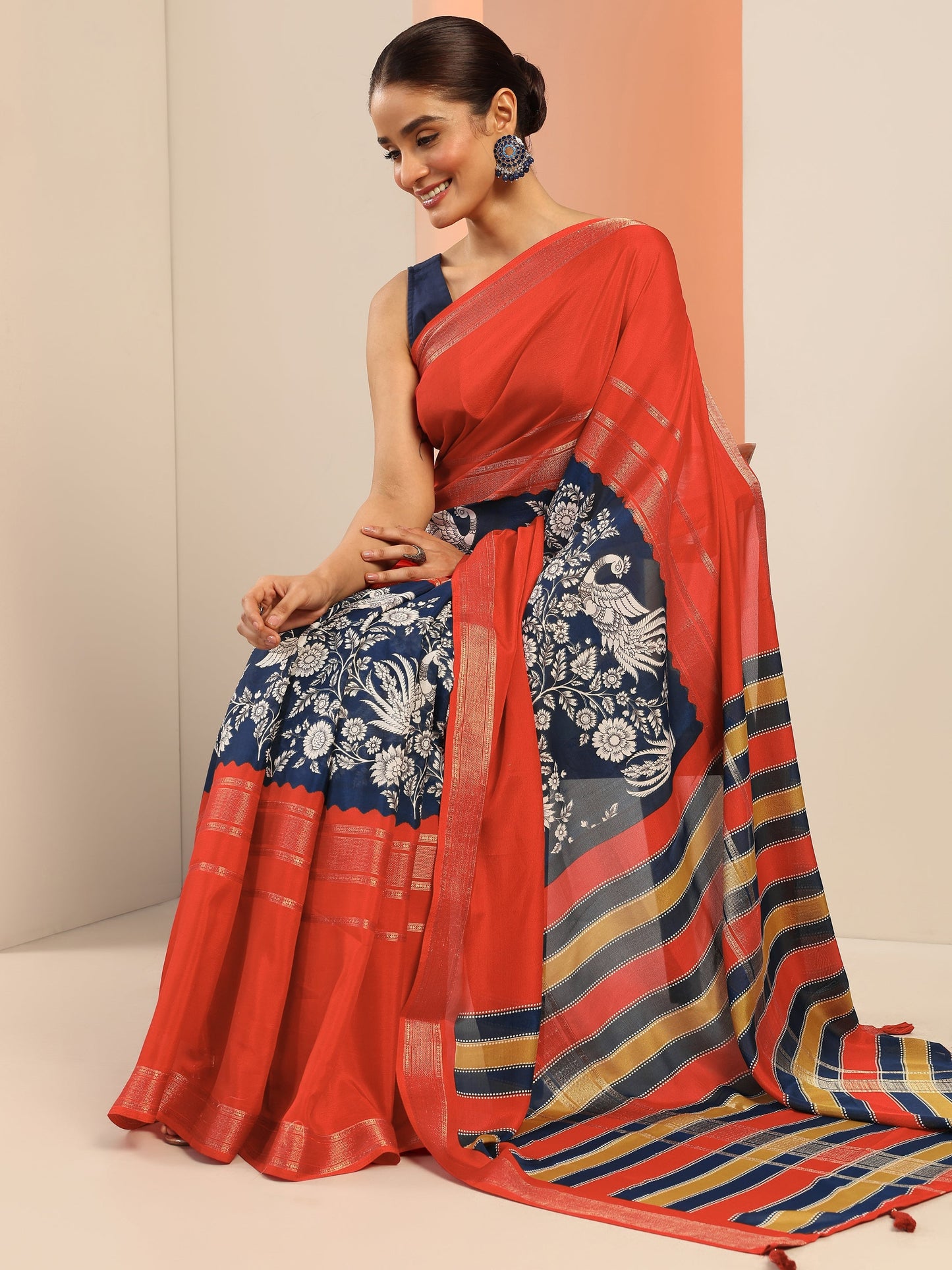 Blue Printed Crepe Saree With Unstitched Blouse Piece