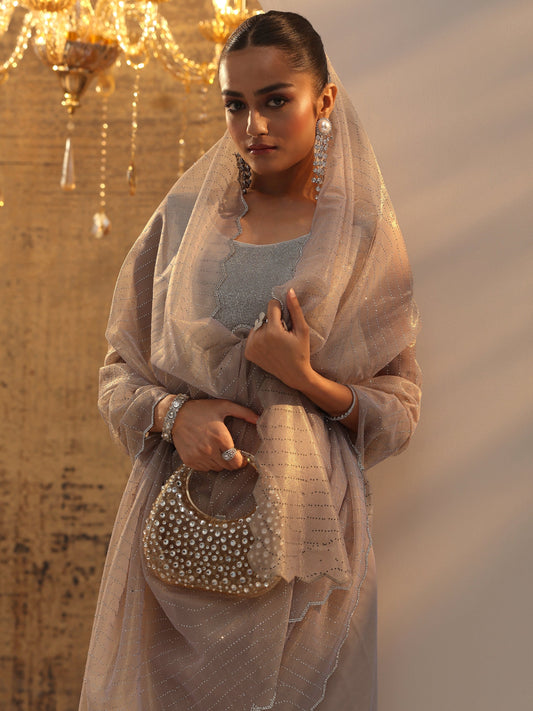 Mauve Embellished Organza Saree With Unstitched Blouse Piece