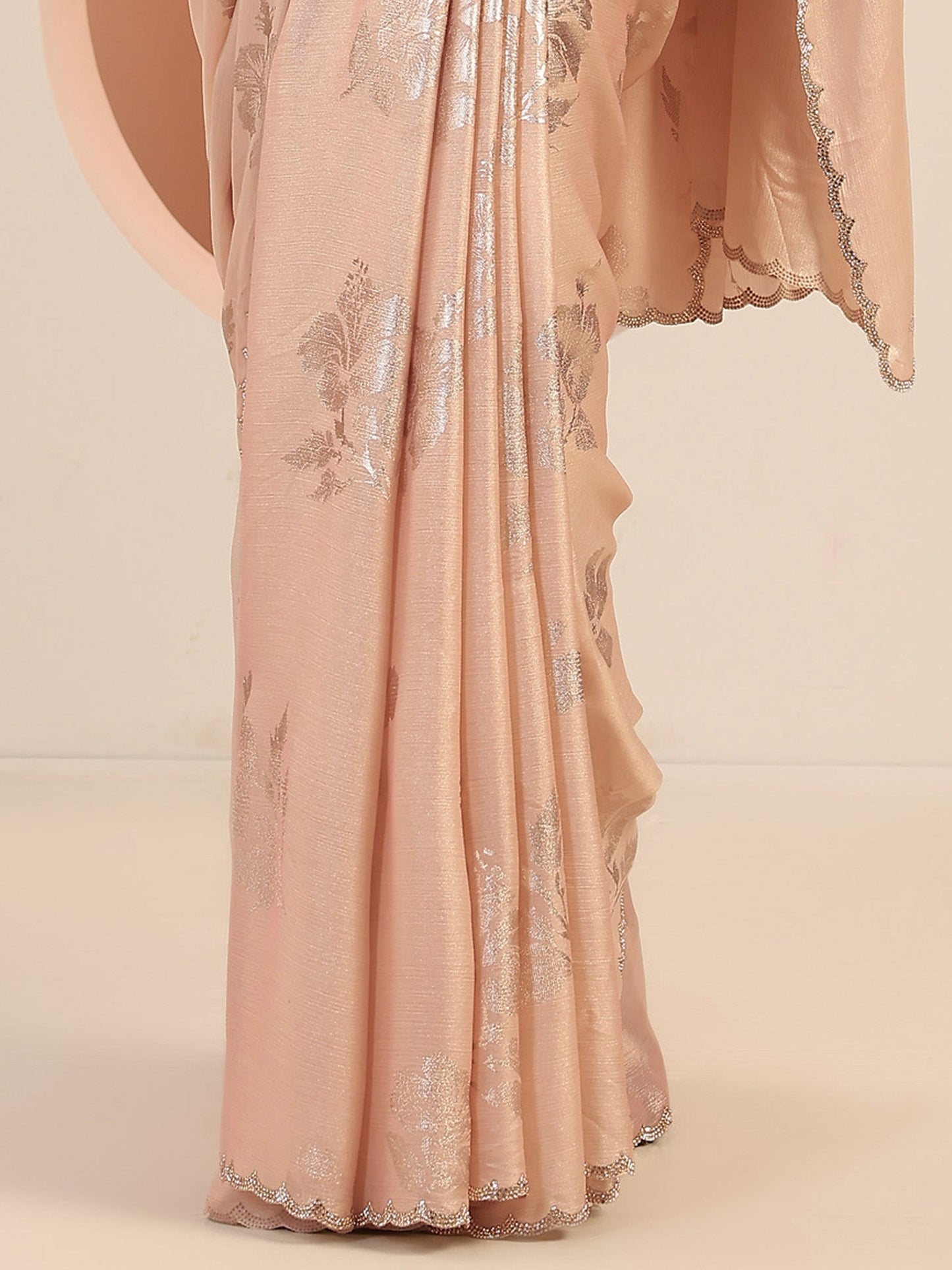 Peach Printed Chinon Saree With Unstitched Blouse Piece