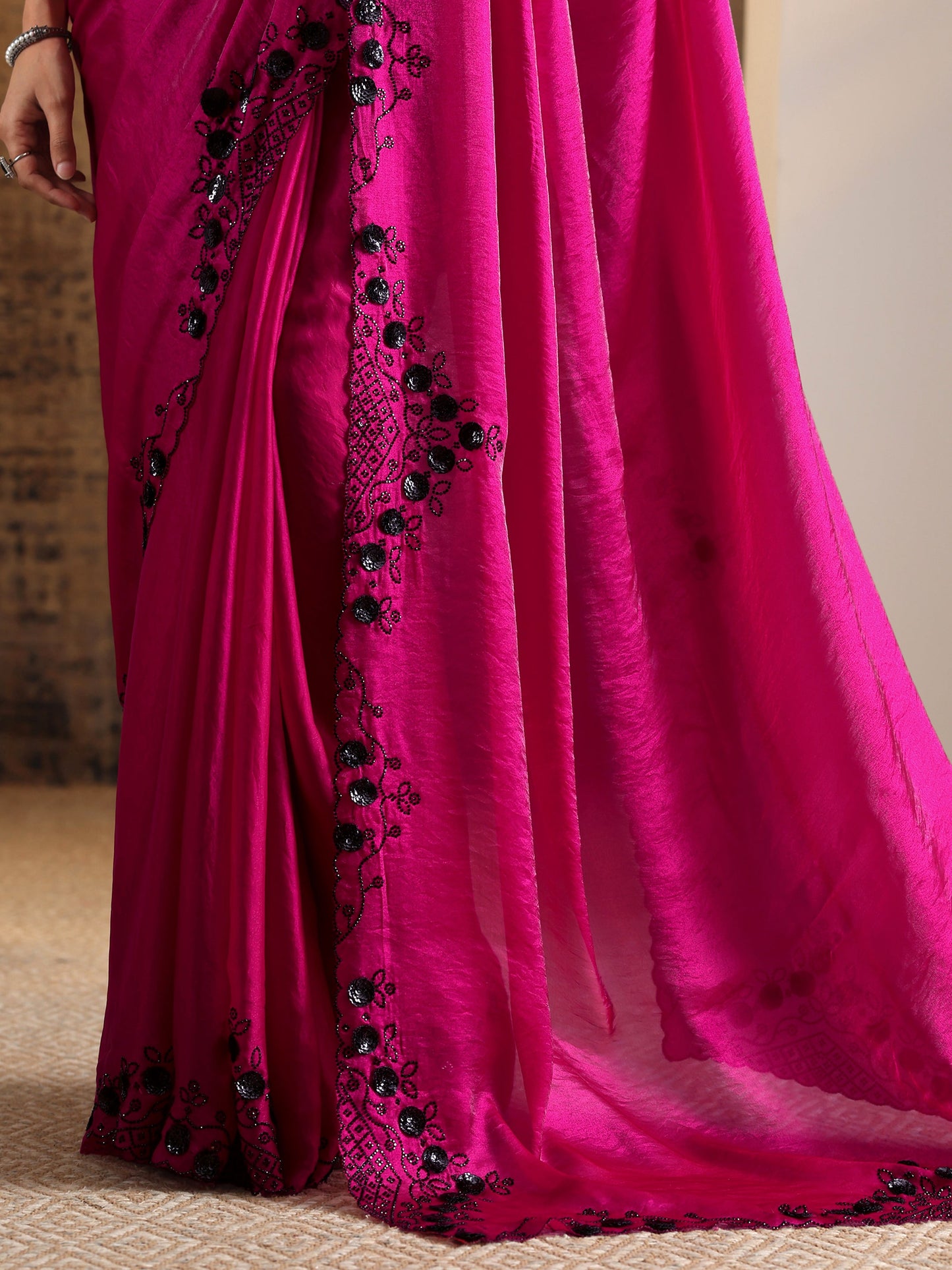 Magenta Embellished Satin Sarees With Unstitched Blouse Piece