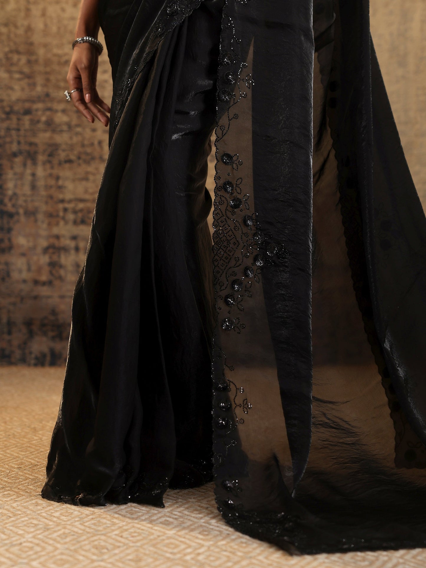 Black Solid Satin Saree With Unstitched Blouse Piece
