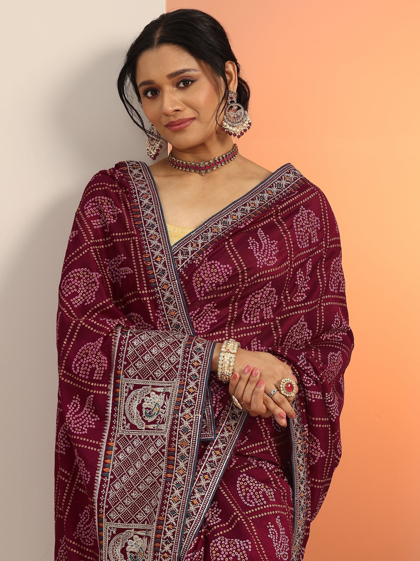 Maroon Printed Silk blend Saree With Unstitched Blouse Piece