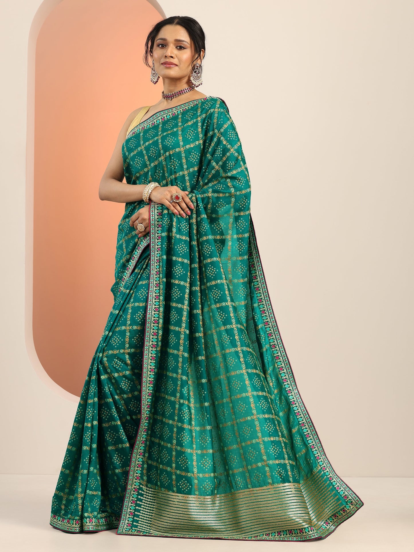 Teal Printed Silk blend Saree With Unstitched Blouse Piece