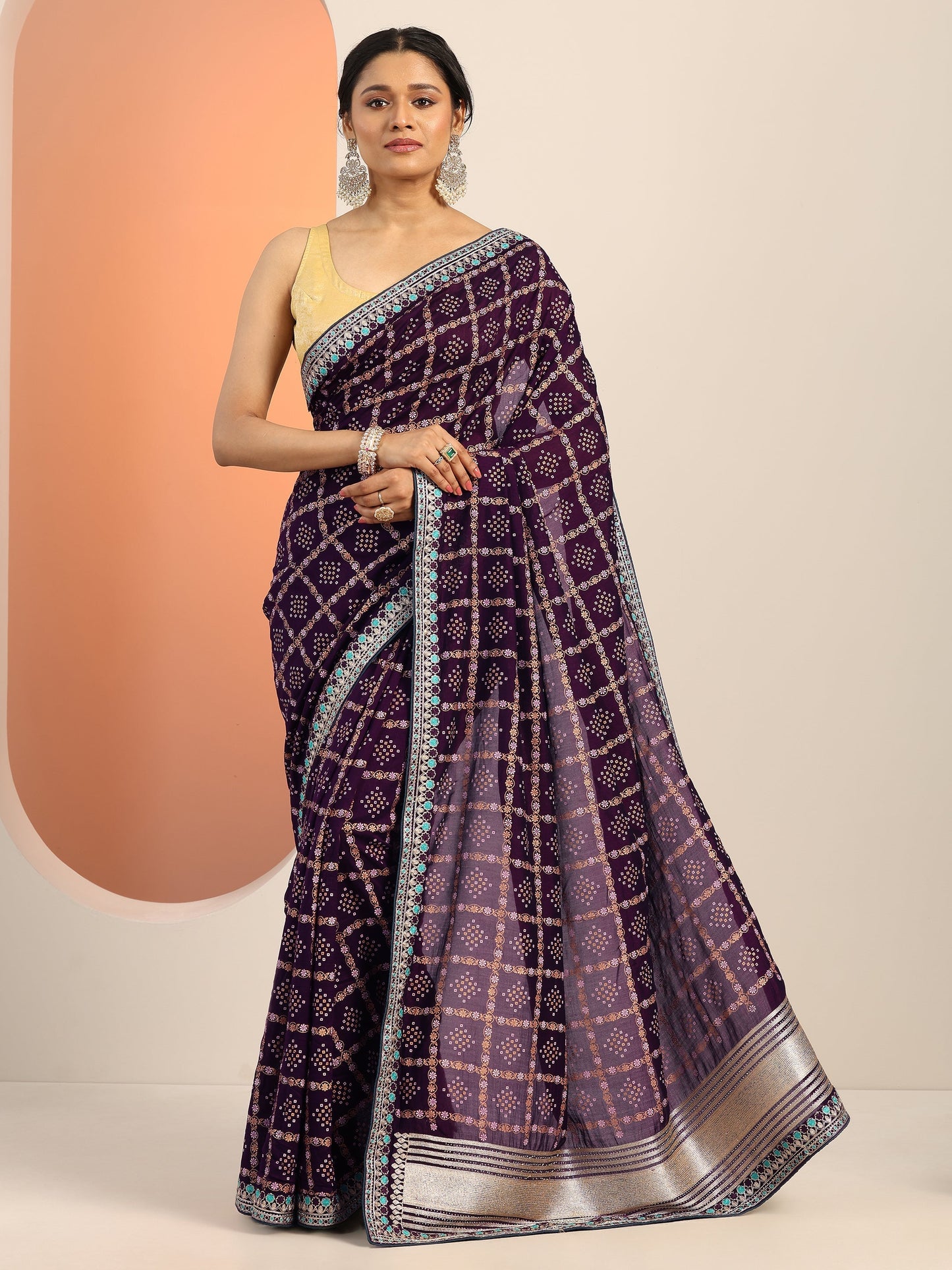 Purple Printed Silk blend Saree With Unstitched Blouse Piece
