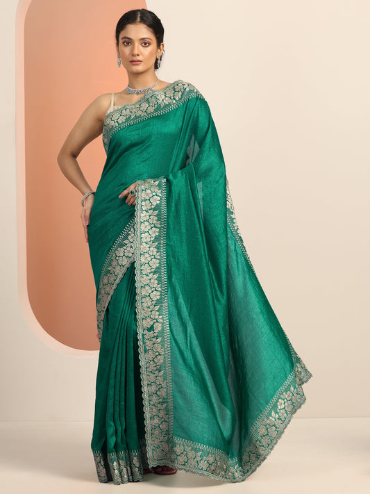 Green Embellished Silk blend Saree With Unstitched Blouse Piece