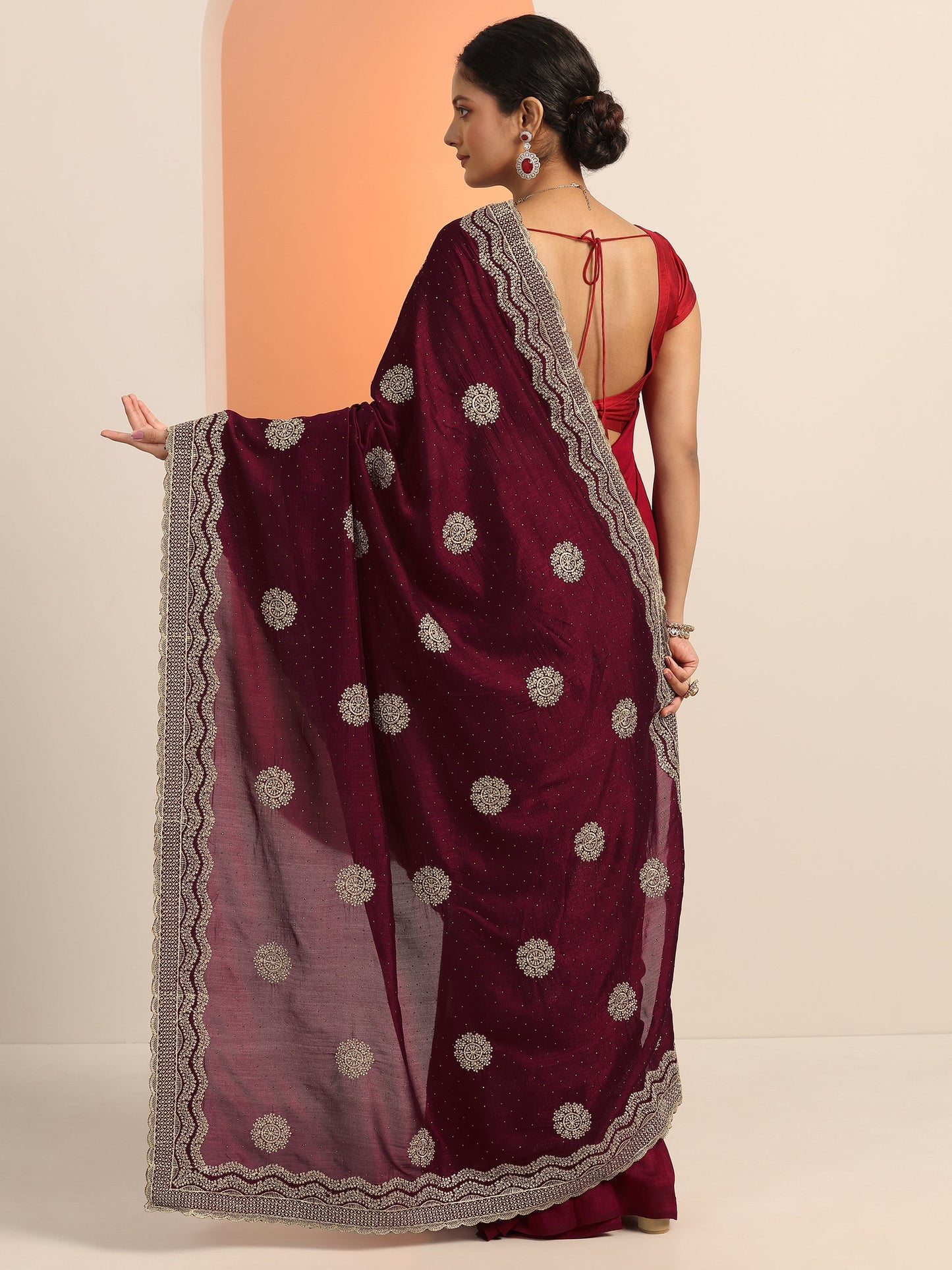 Maroon Embellished Silk Blend Saree With Unstitched Blouse Piece
