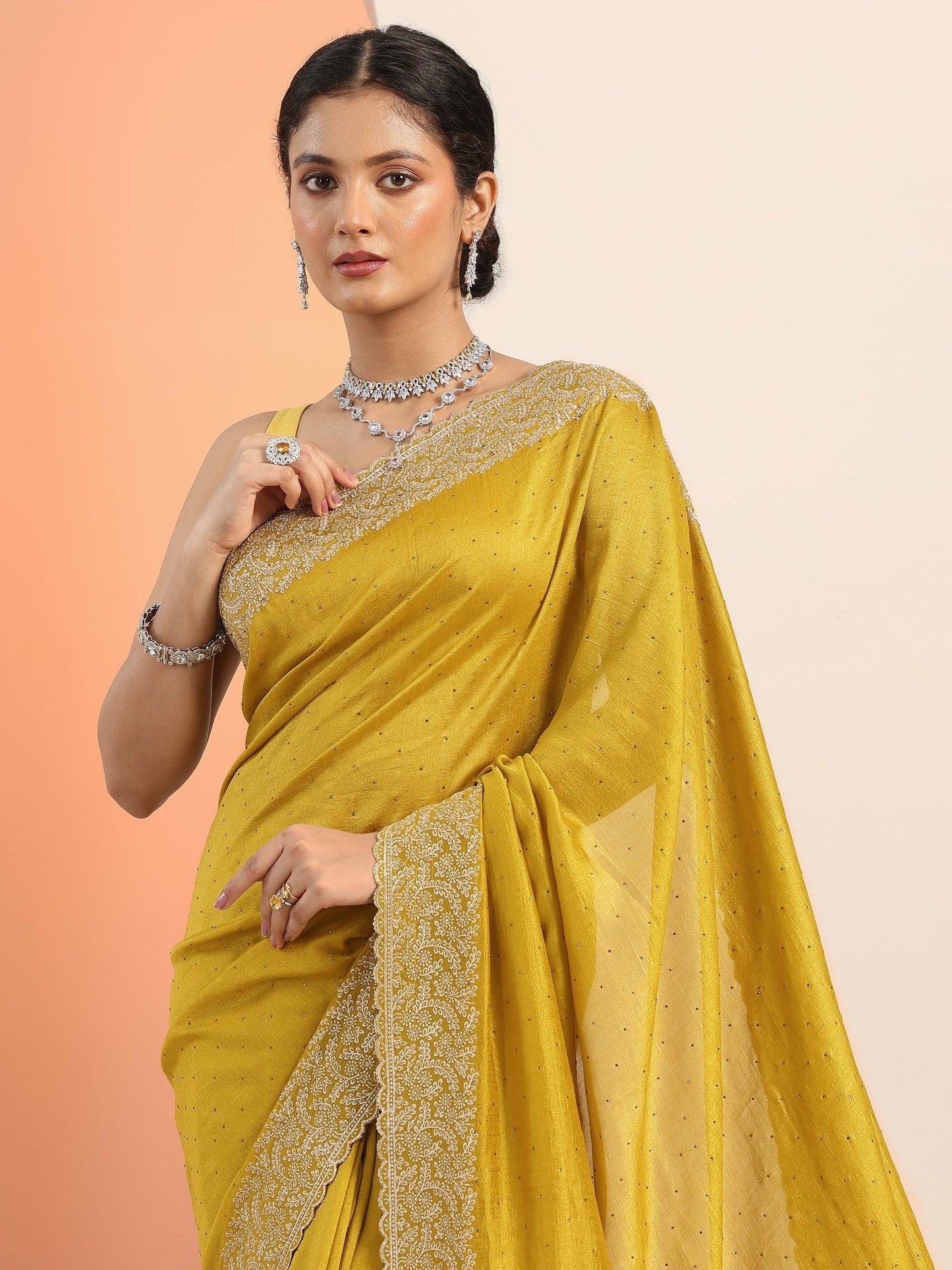 Yellow Embellished Silk blend Saree With Unstitched Blouse Piece