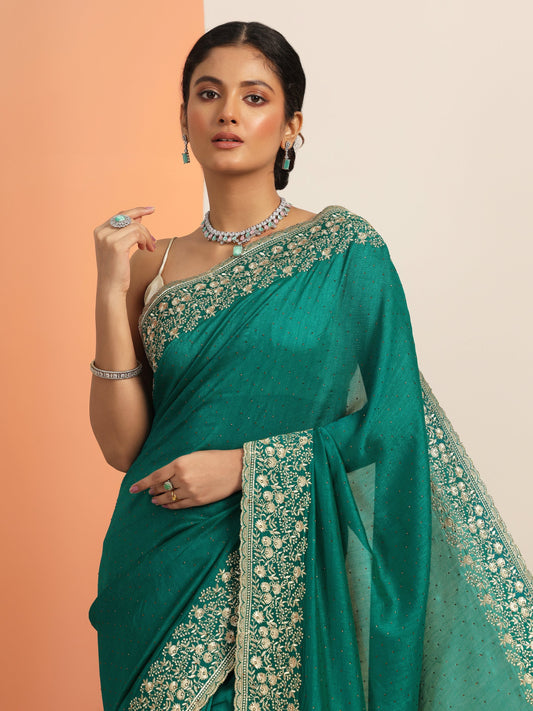 Green Embellished Silk blend Saree With Unstitched Blouse Piece