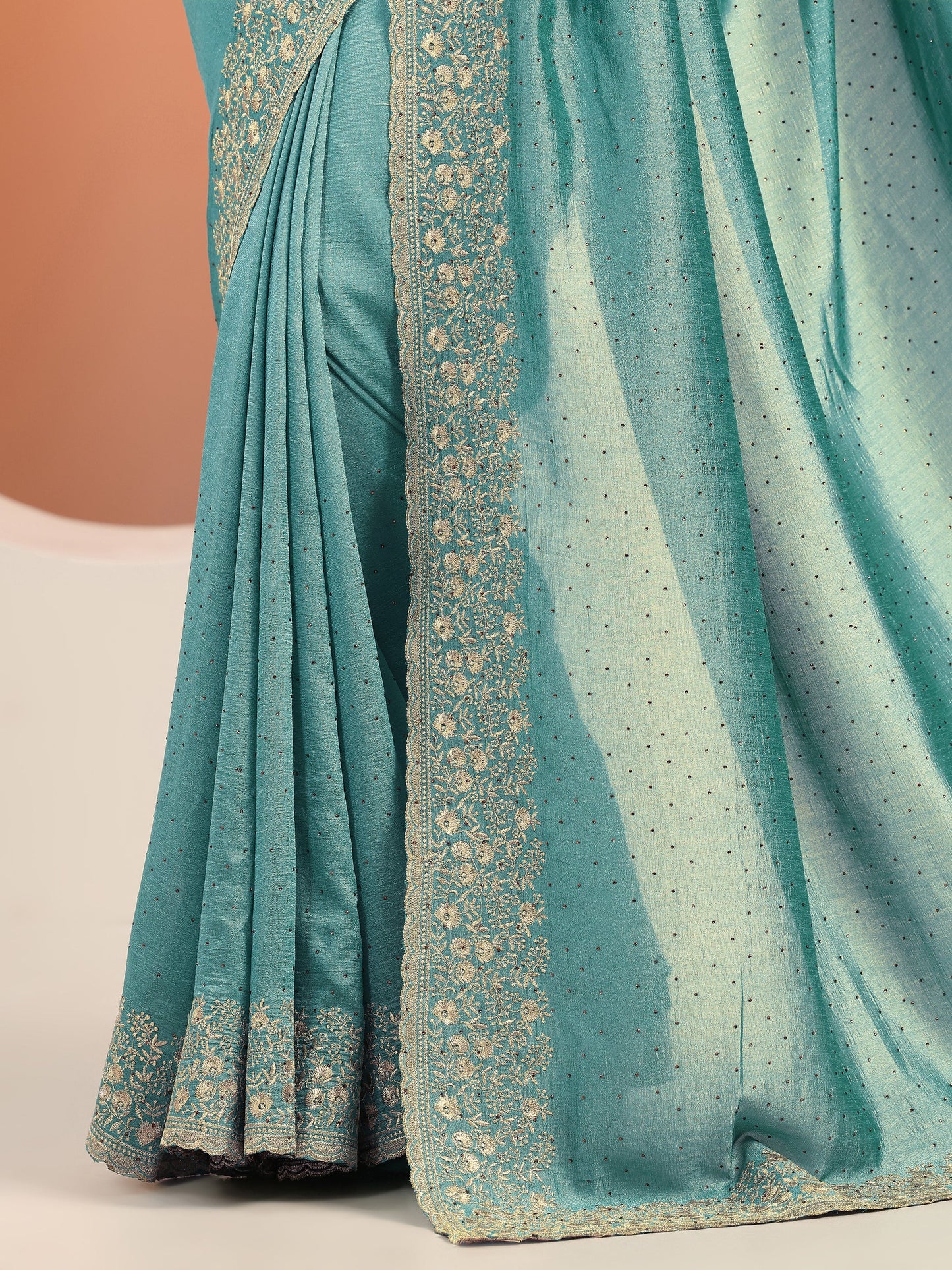 Blue Embellished Silk blend Saree With Unstitched Blouse Piece