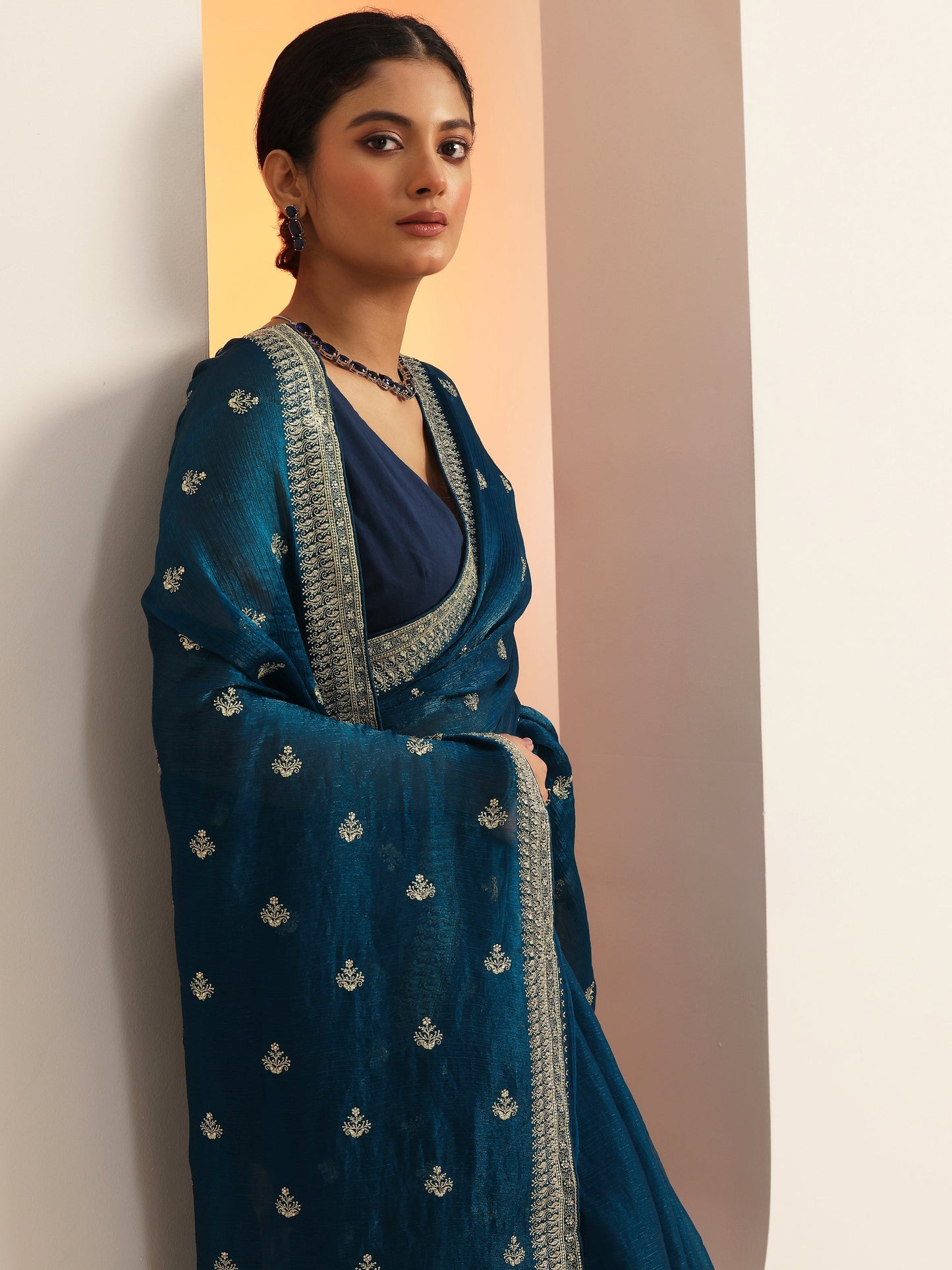 Teal Embroidered Chiffon Saree With Unstitched Blouse Piece