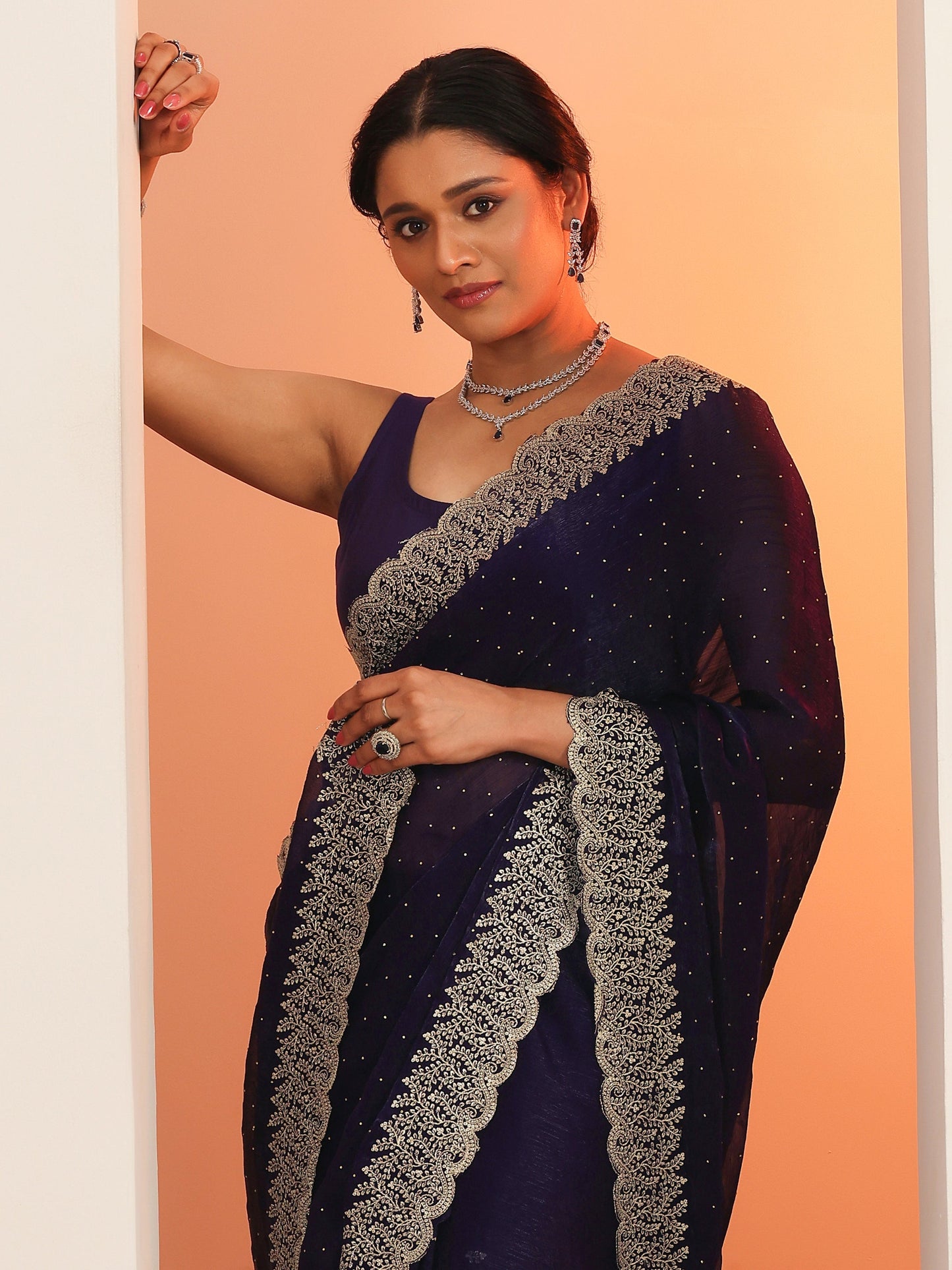 Navy blue Embellished Chiffon Saree With Unstitched Blouse Piece