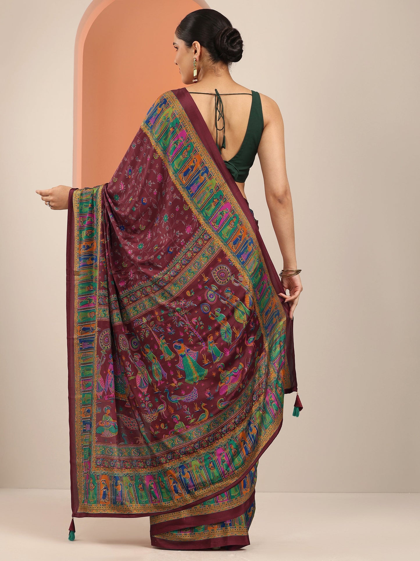 Magenta Printed Crepe Saree With Unstitched Blouse Piece