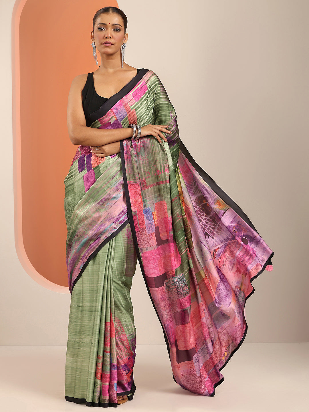 Olive Solid Silk Blend Saree With Unstitched Blouse Piece