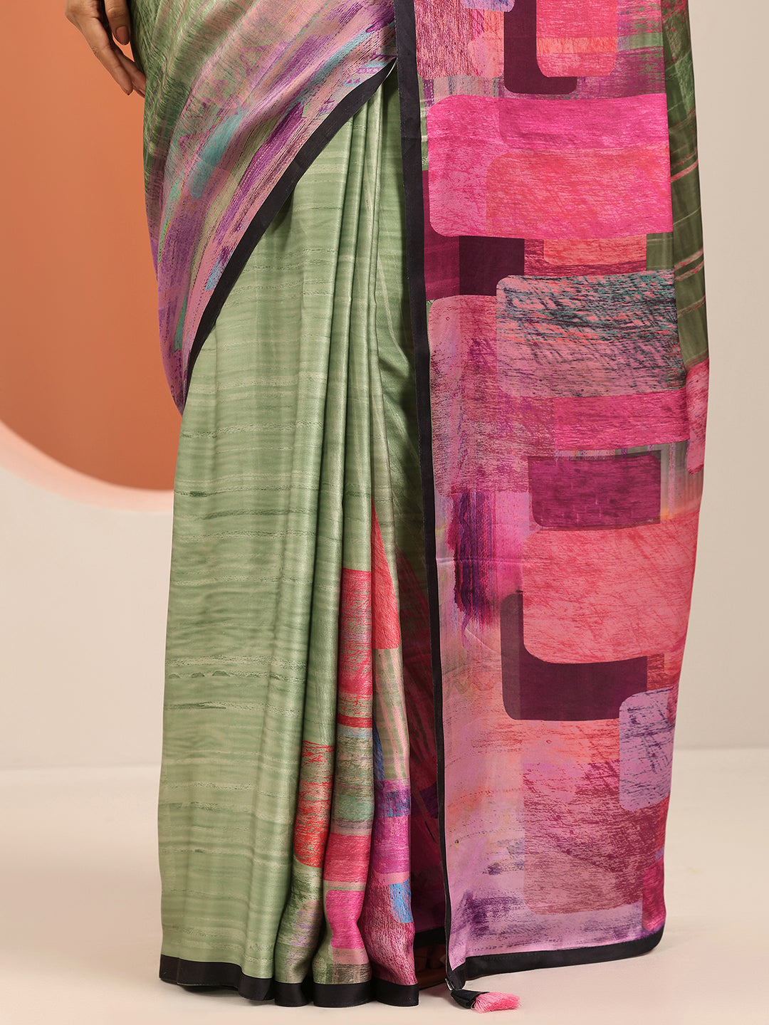 Olive Solid Silk Blend Saree With Unstitched Blouse Piece