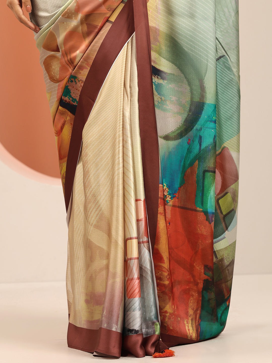 Green Solid Silk Blend Saree With Unstitched Blouse Piece