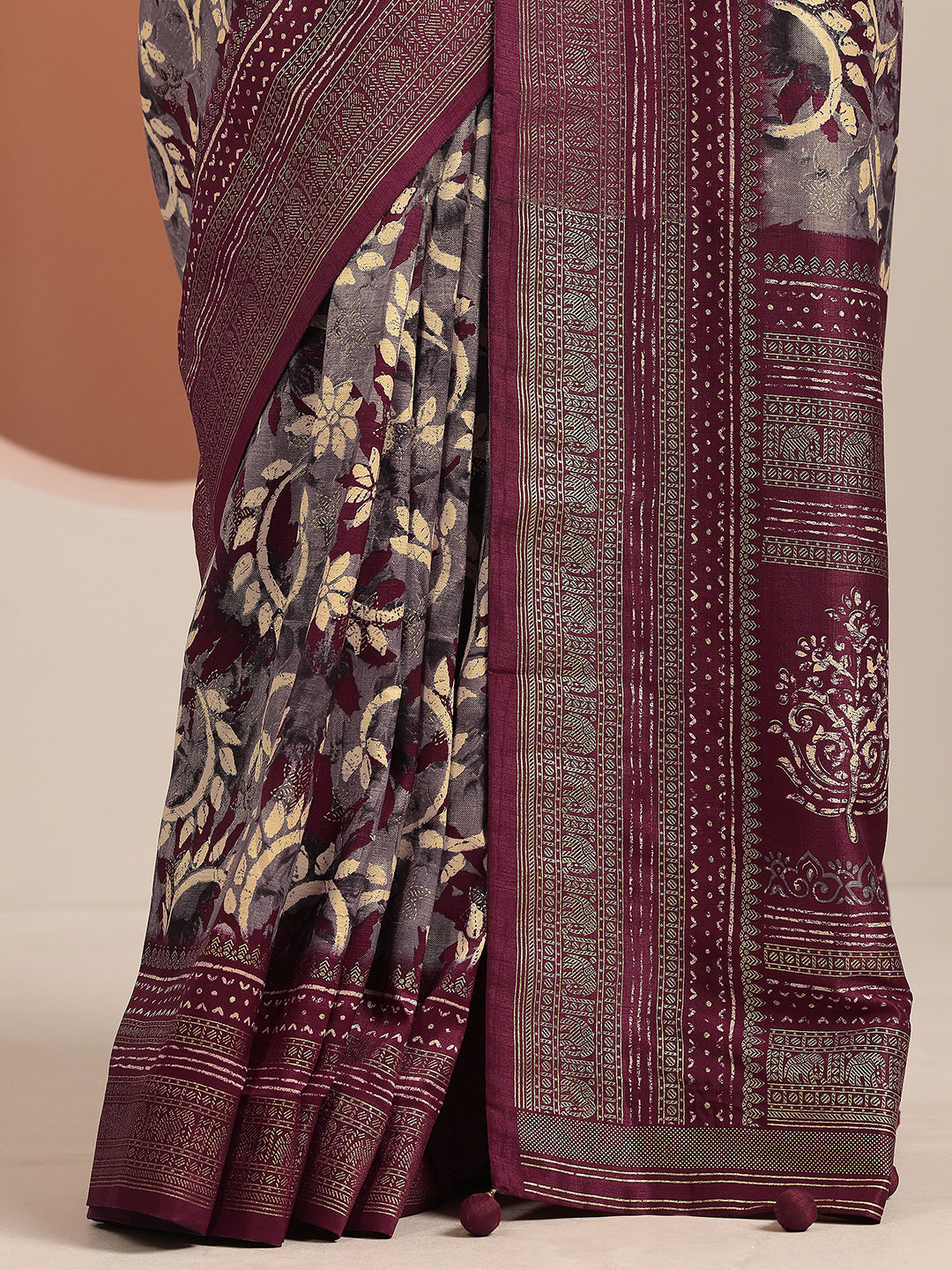 Mauve Printed Silk Blend Saree With Unstitched Blouse Piece
