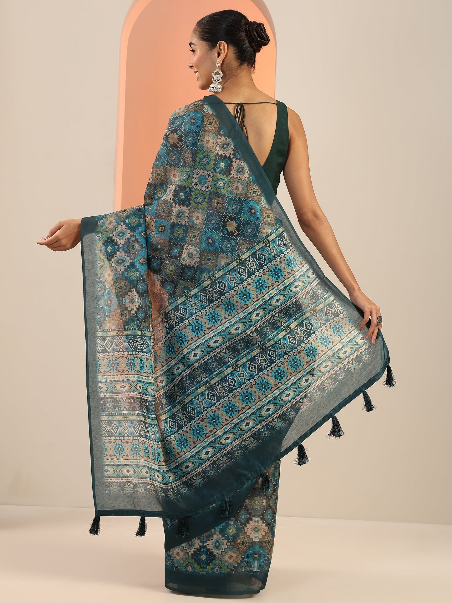 Teal Printed Silk Saree With Unstitched Blouse Piece