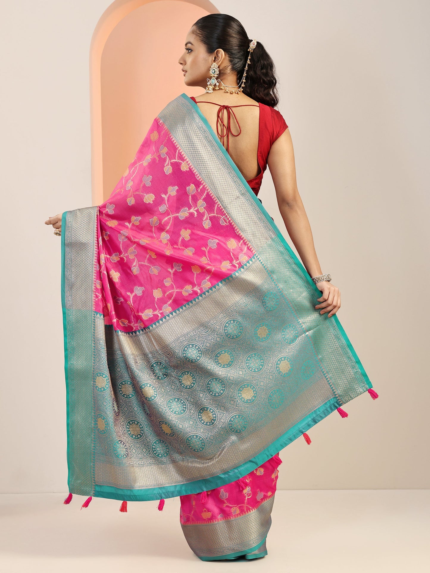 Pink Woven Design Silk Blend Saree With Unstitched Blouse Piece