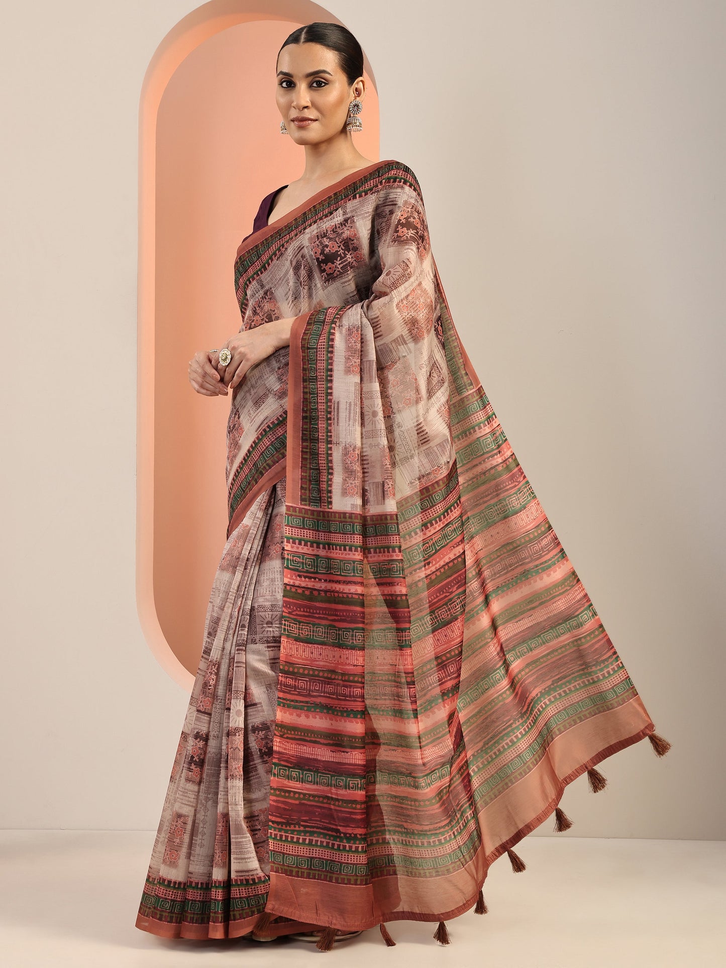 Rust Printed Silk Blend Saree With Unstitched Blouse Piece